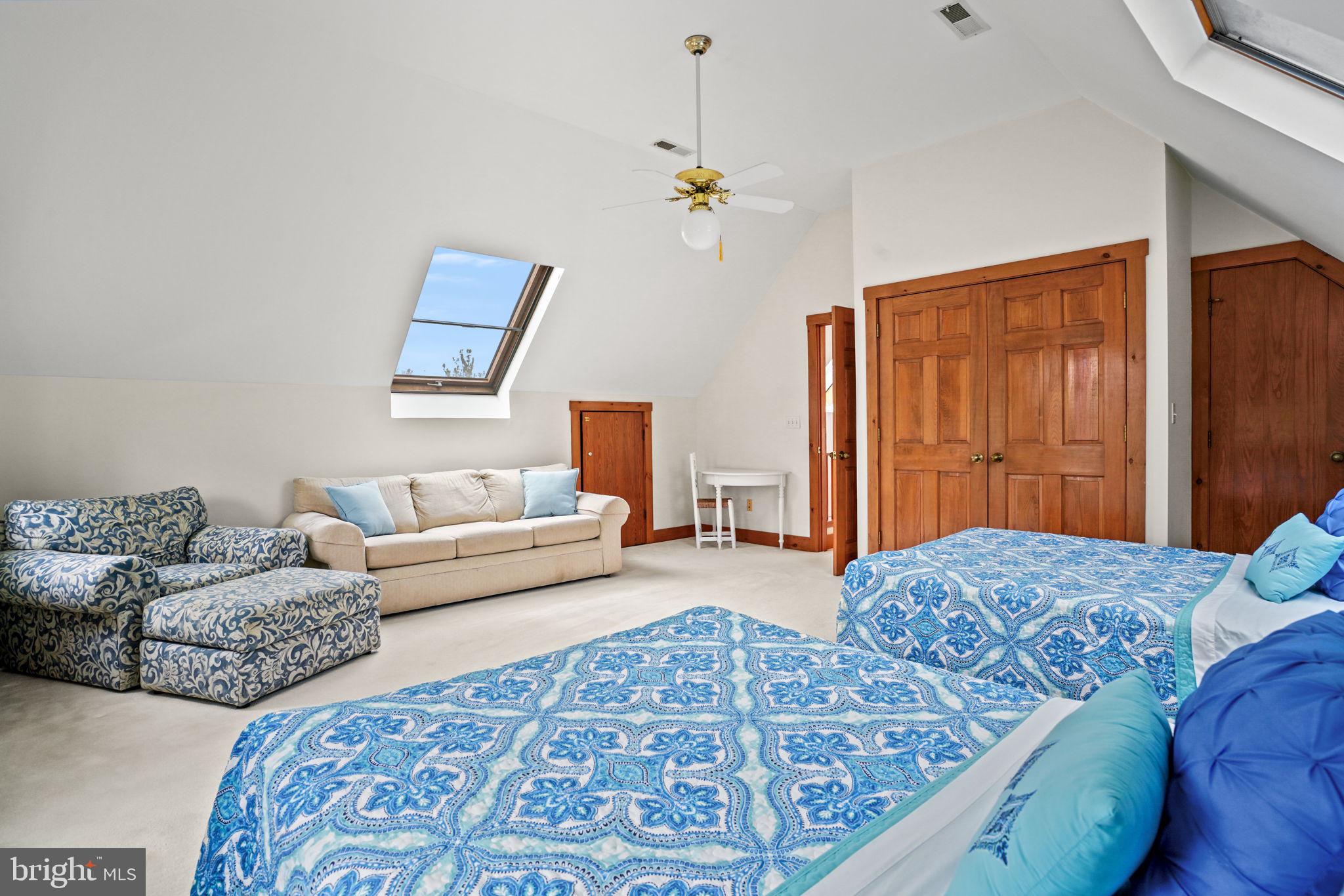 CHINCOTEAGUE - Residential