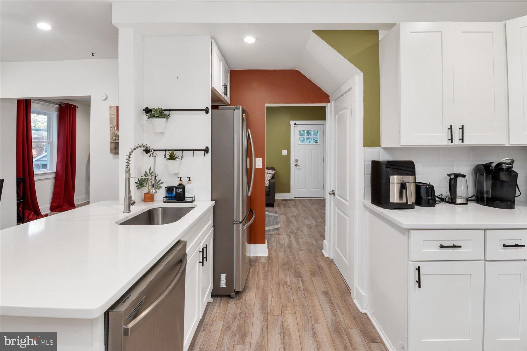 REGULARS - Residential