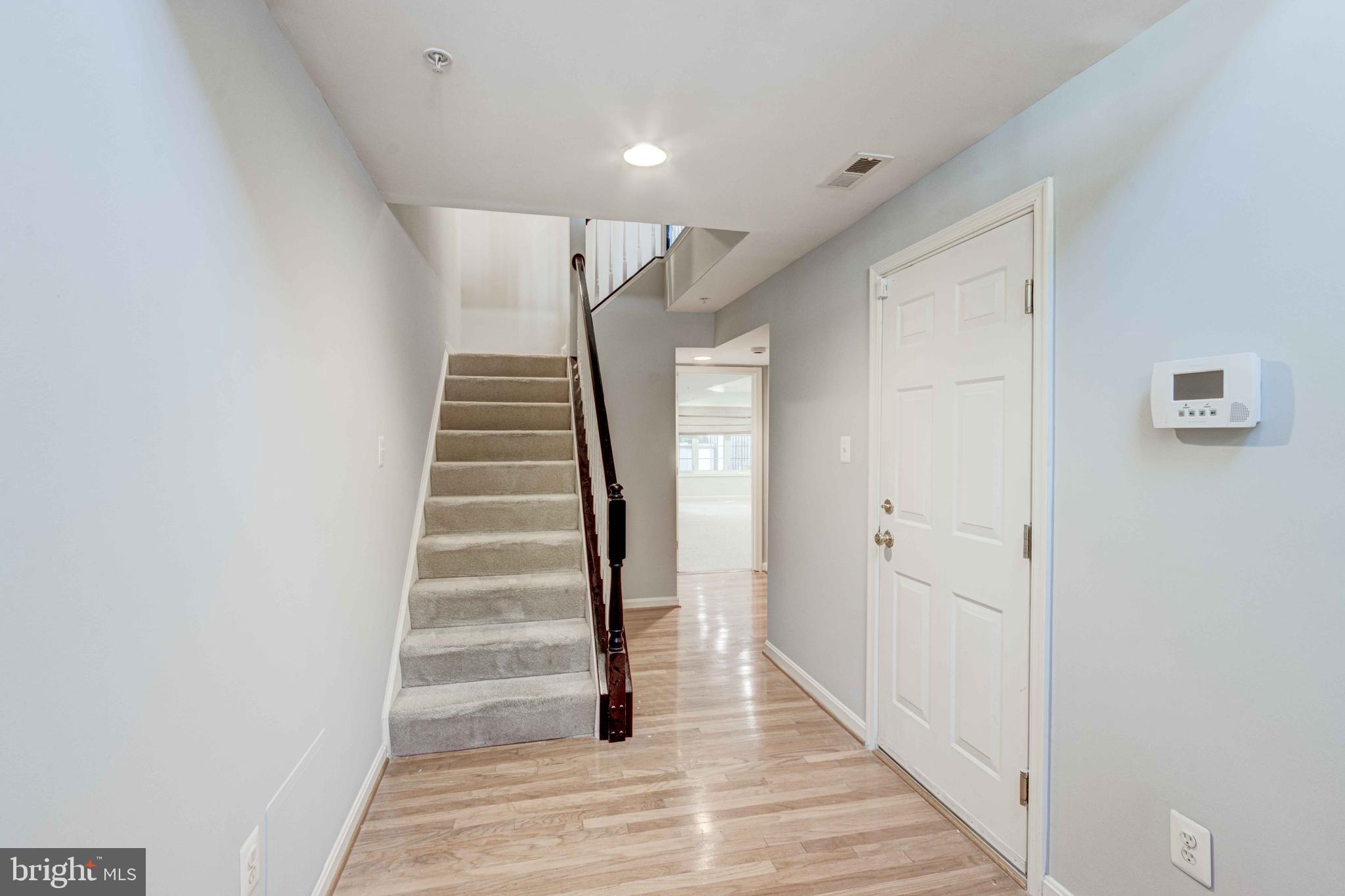 8915 LEE MANOR DRIVE