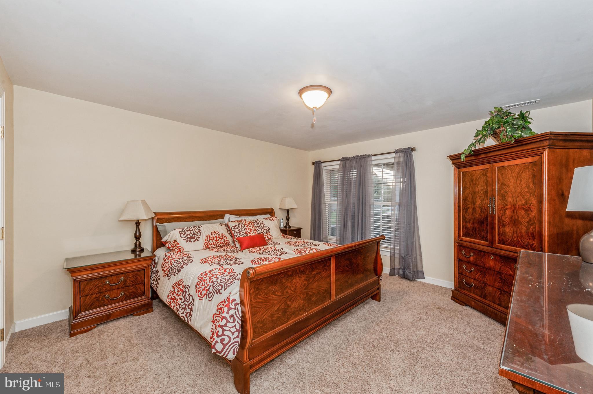 GLENBROOK - Residential