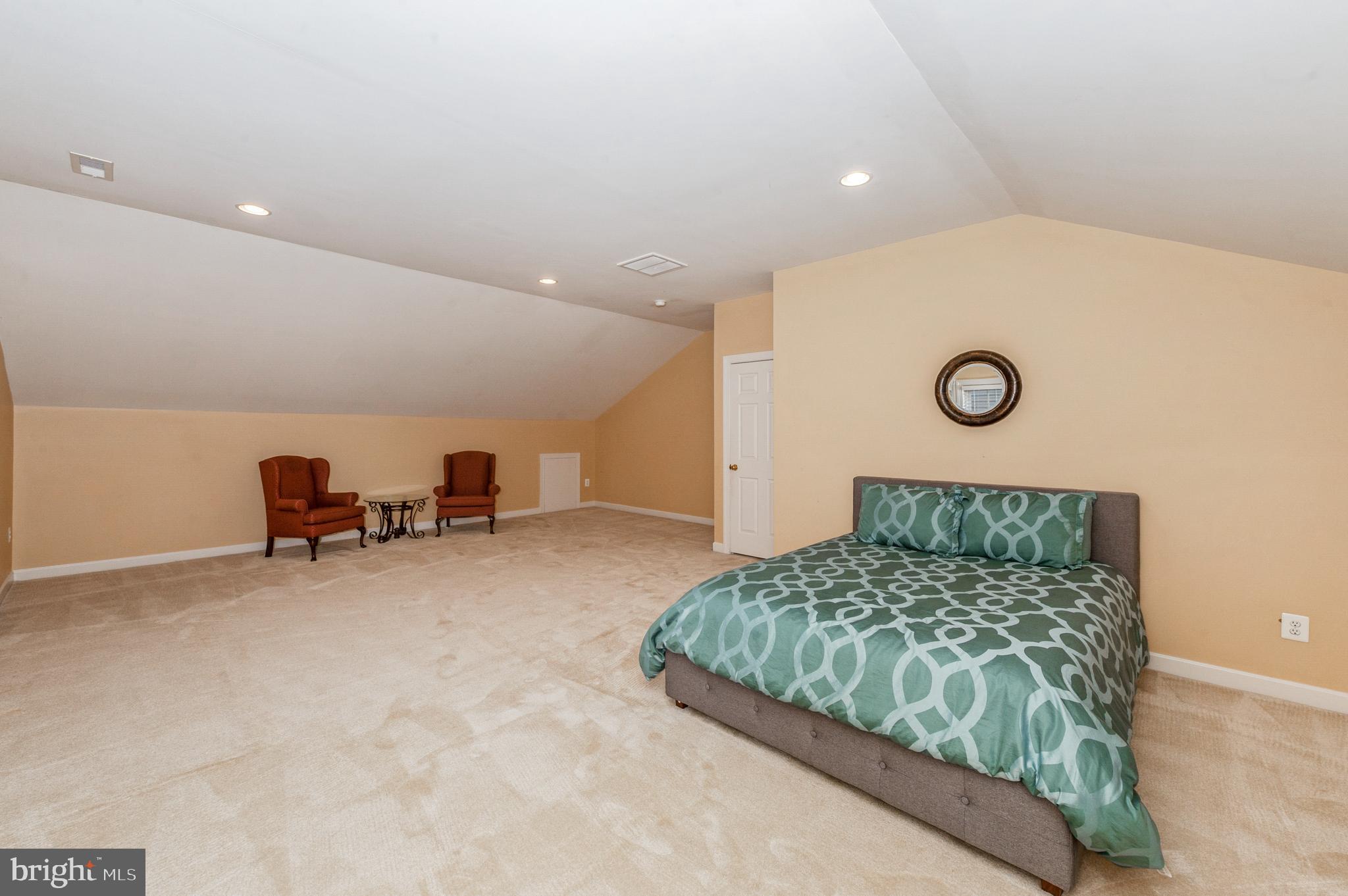 GLENBROOK - Residential