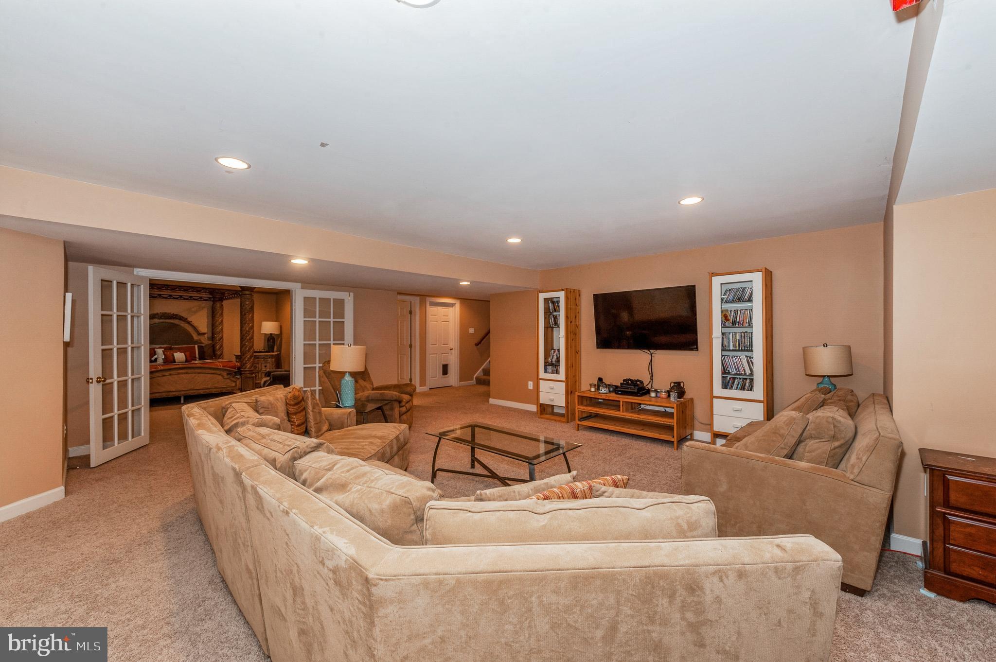 GLENBROOK - Residential