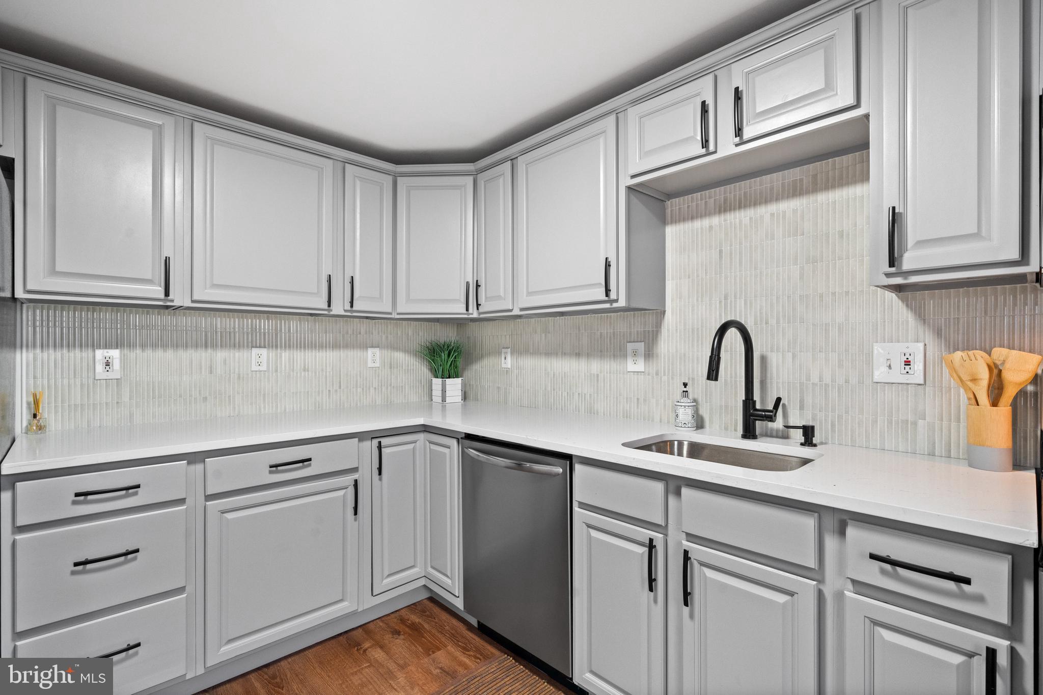 SOUTHERN VILLA - Residential