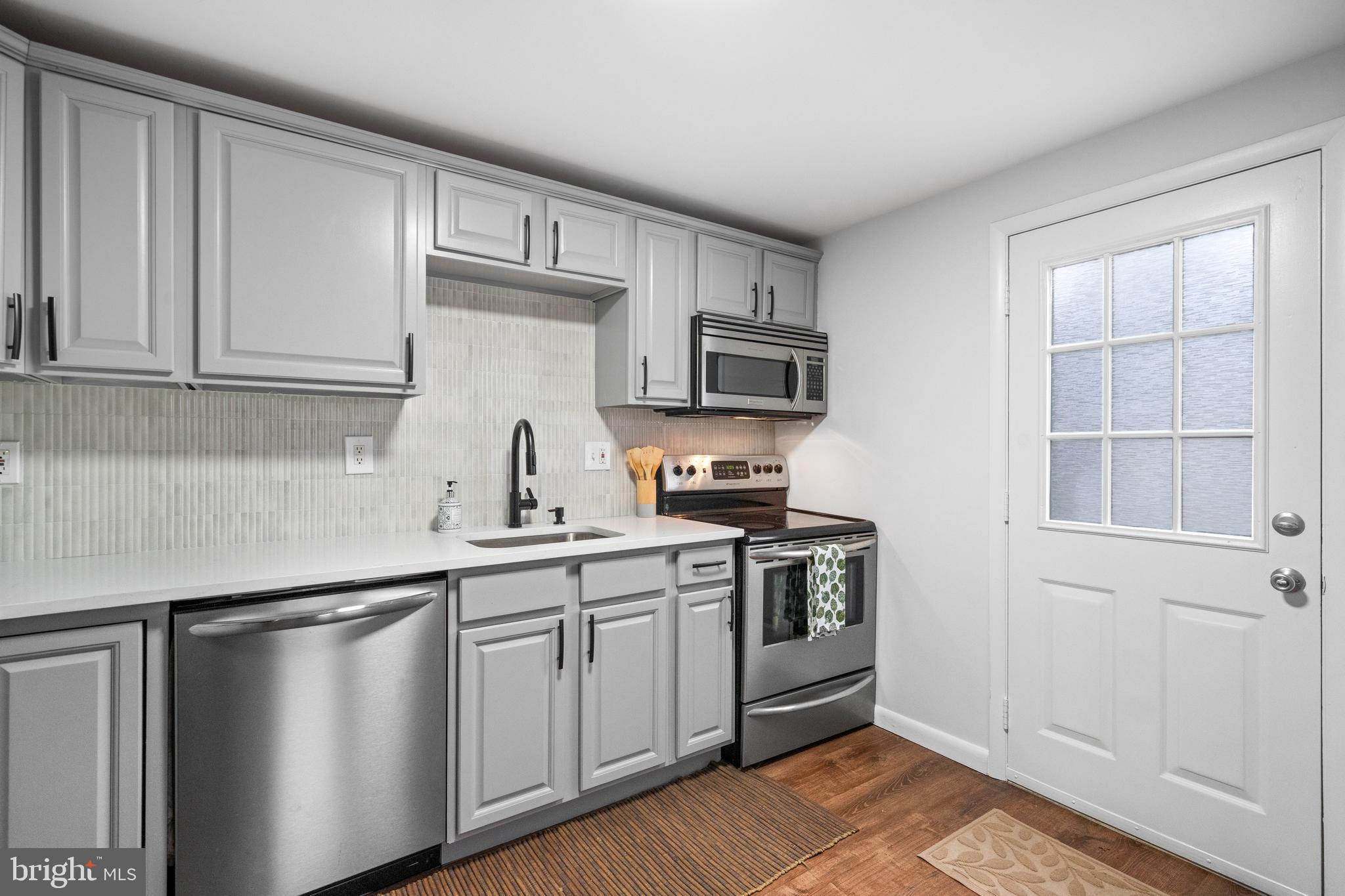 SOUTHERN VILLA - Residential