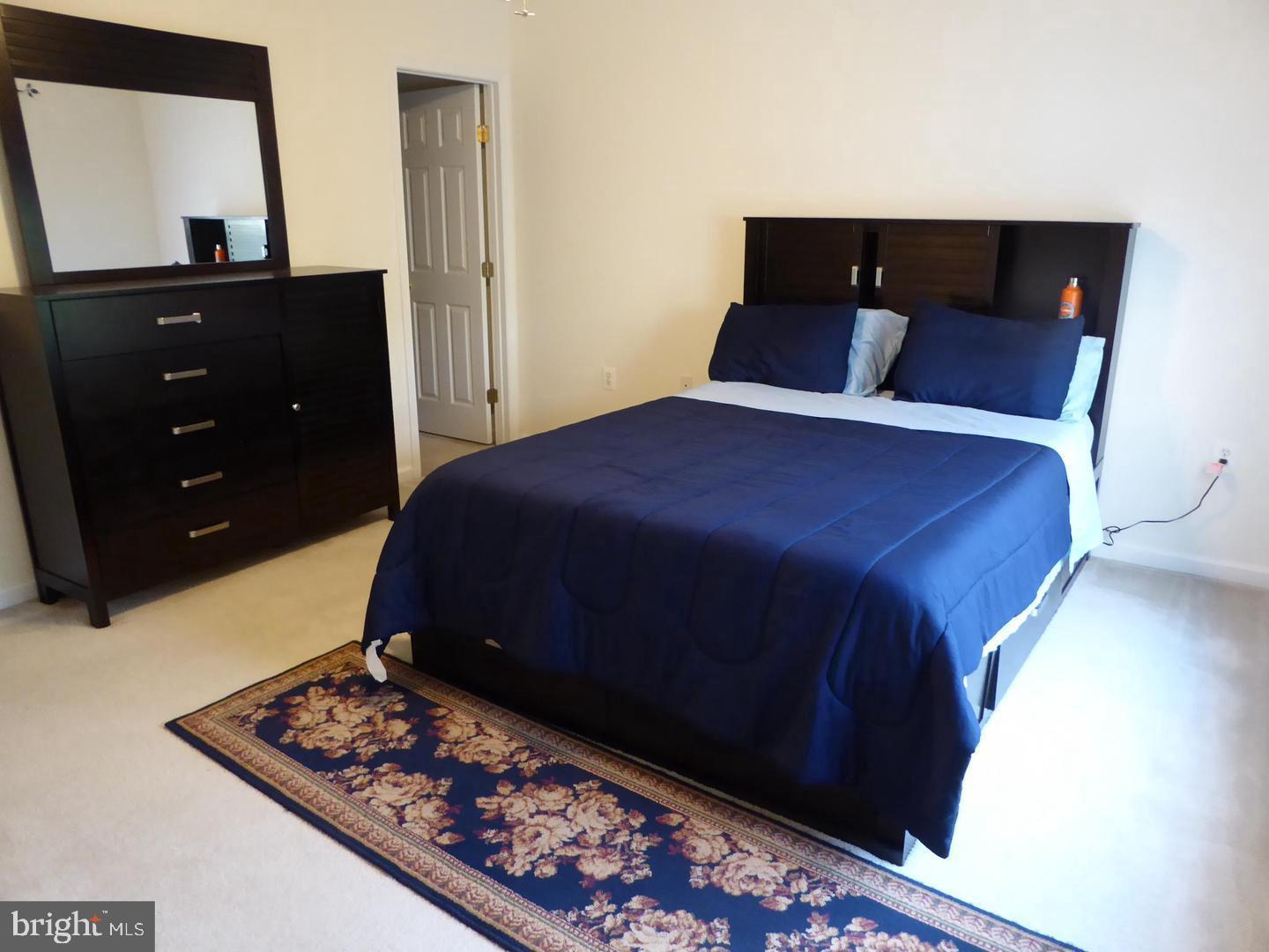 COLONNADE AT DULLES - Residential Lease