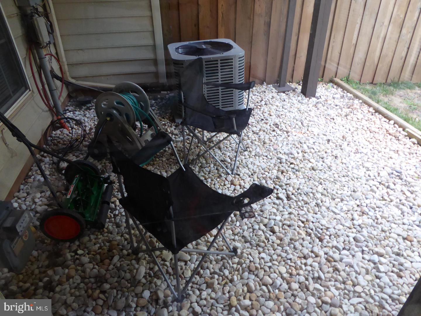 COLONNADE AT DULLES - Residential Lease