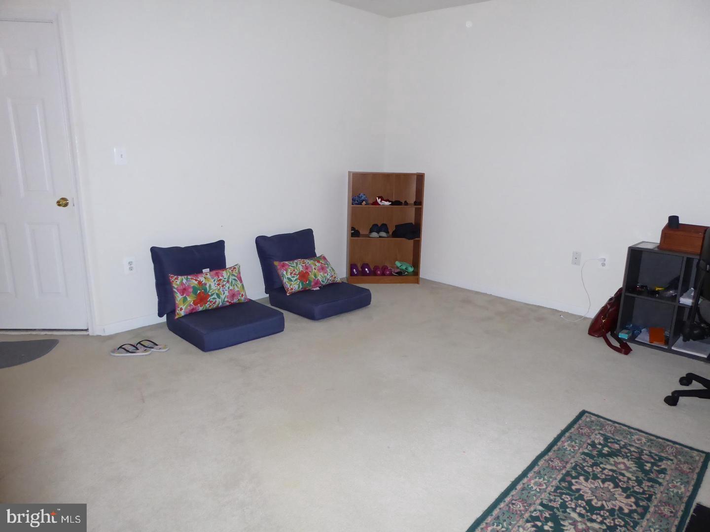 COLONNADE AT DULLES - Residential Lease