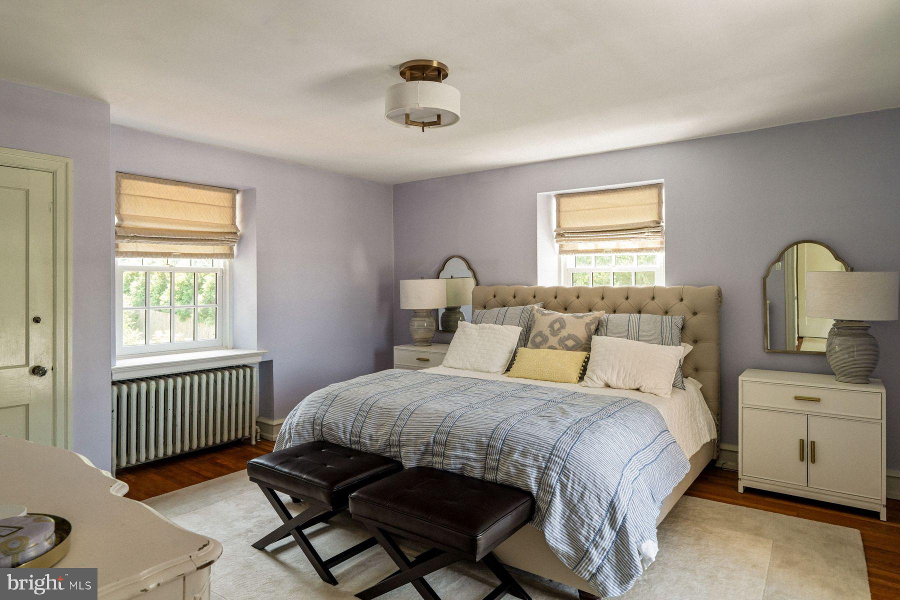 CHESTNUT HILL - Residential