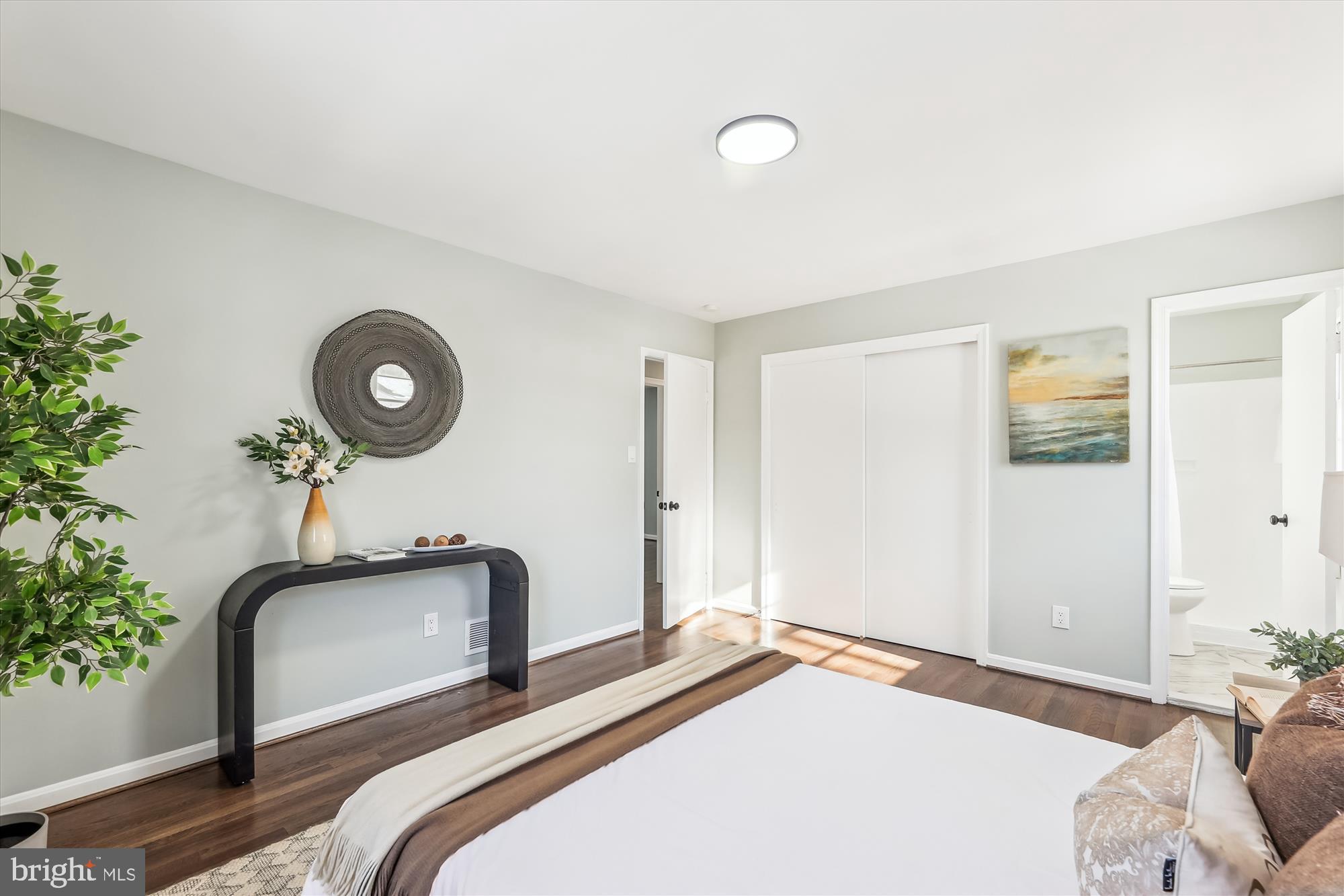 WILLIAMSBURG ESTATES - Residential