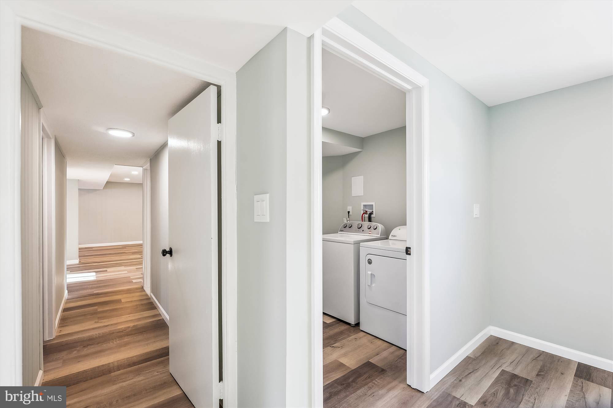 WILLIAMSBURG ESTATES - Residential