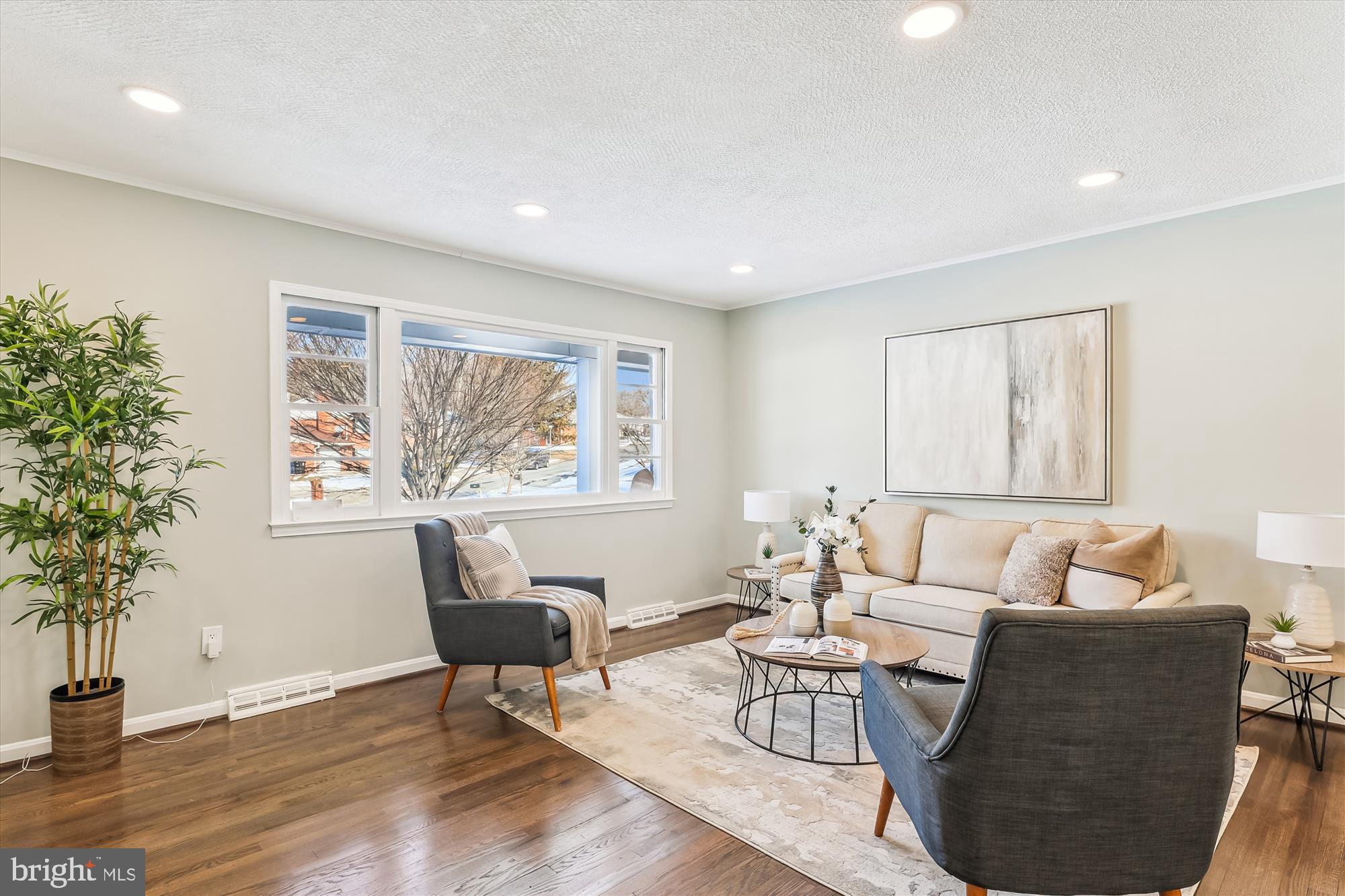 WILLIAMSBURG ESTATES - Residential