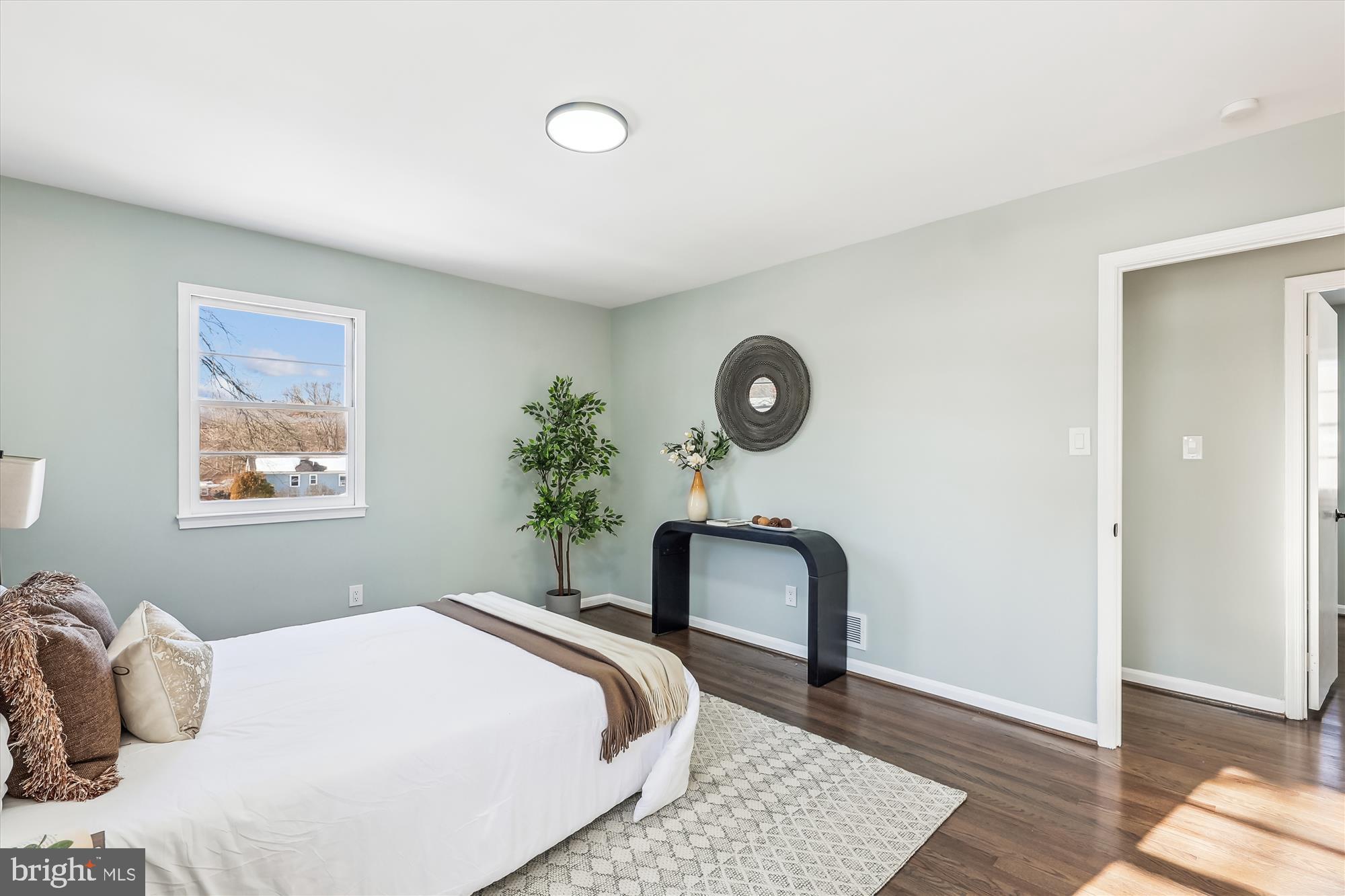 WILLIAMSBURG ESTATES - Residential