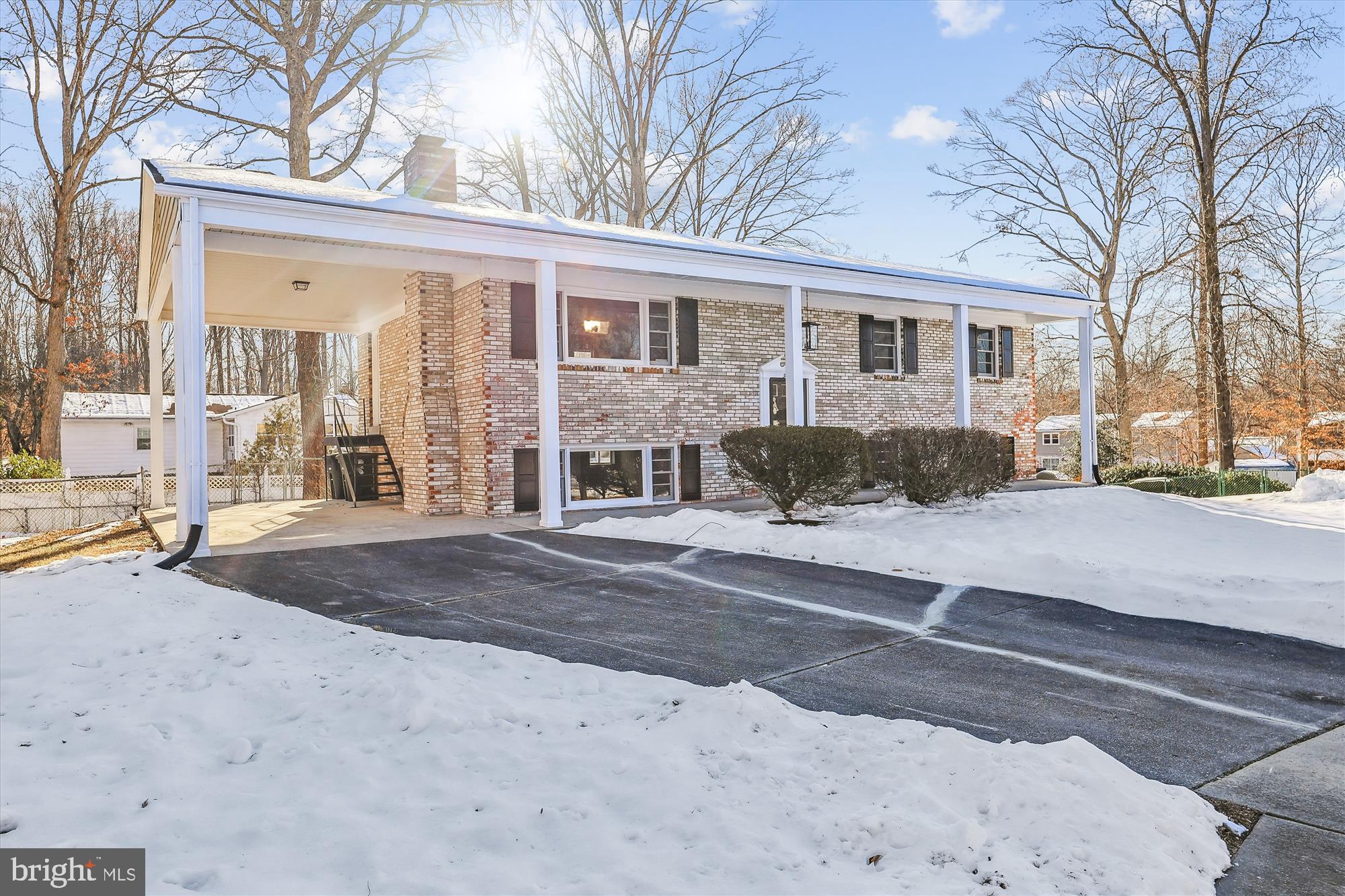 WILLIAMSBURG ESTATES - Residential