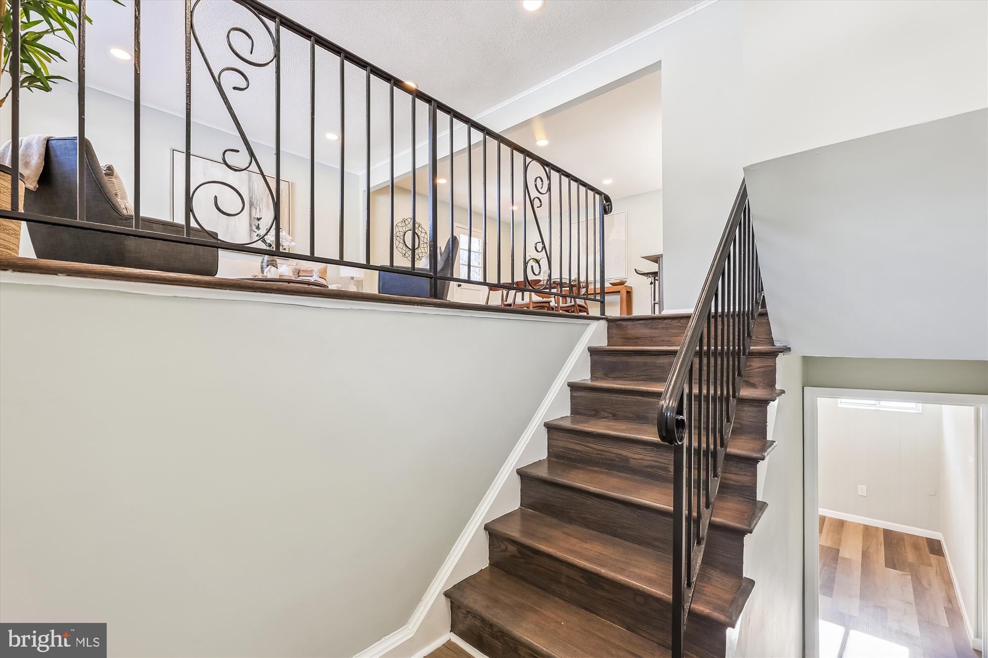 WILLIAMSBURG ESTATES - Residential