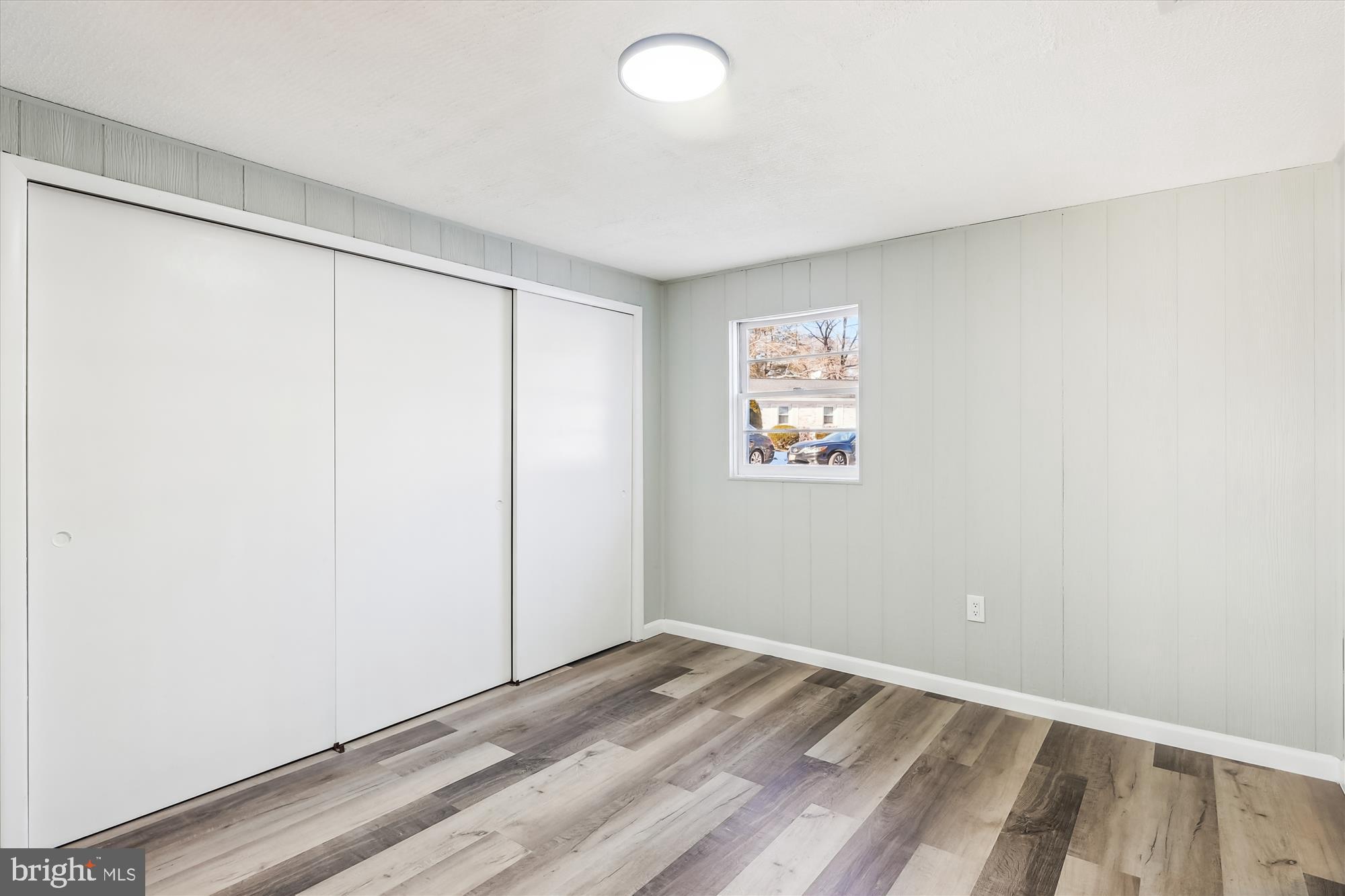 WILLIAMSBURG ESTATES - Residential