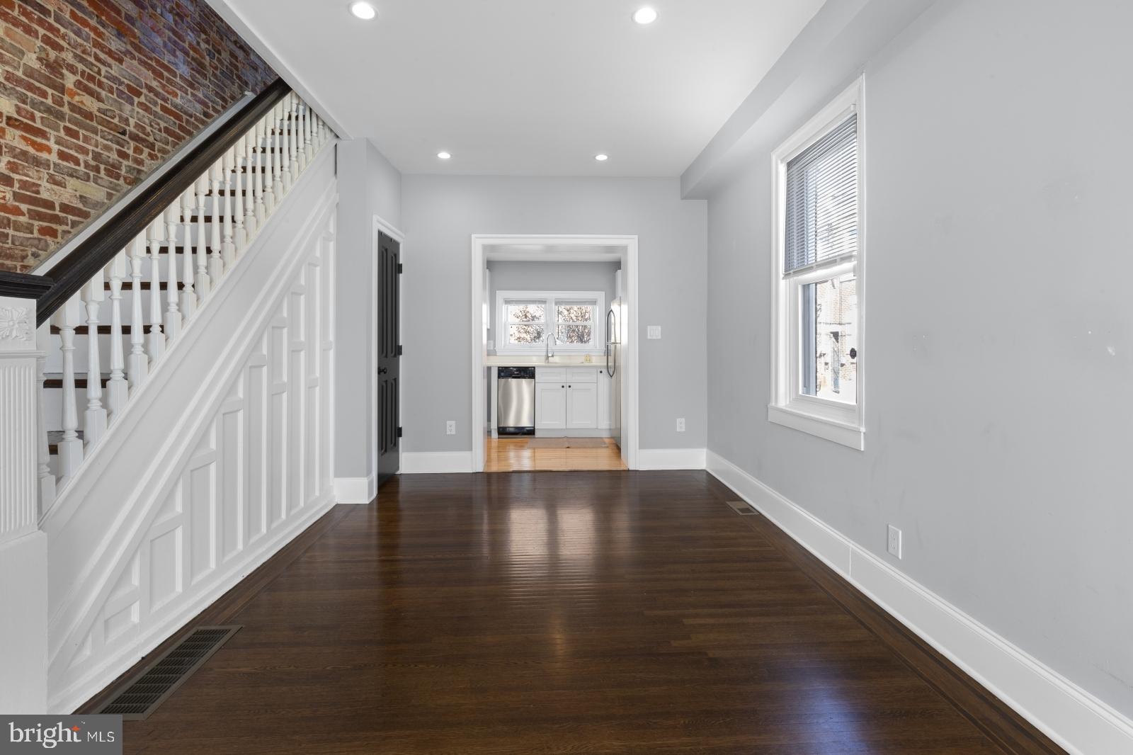 OLDE RICHMOND - Residential Lease
