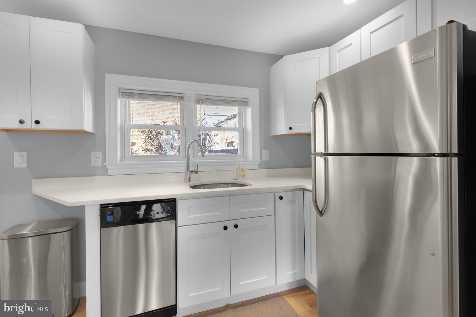 OLDE RICHMOND - Residential Lease