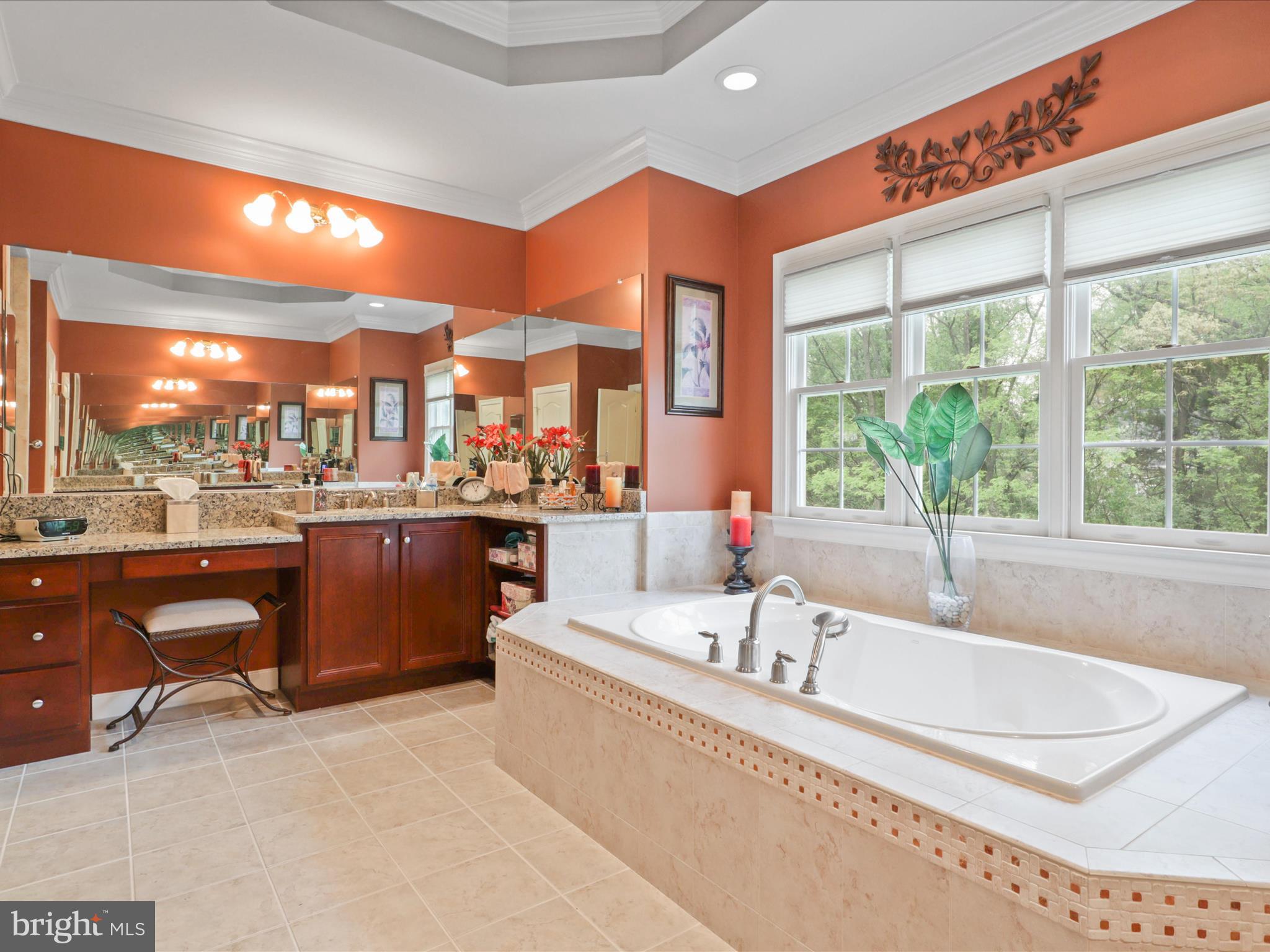 POPLAR TREE - Residential