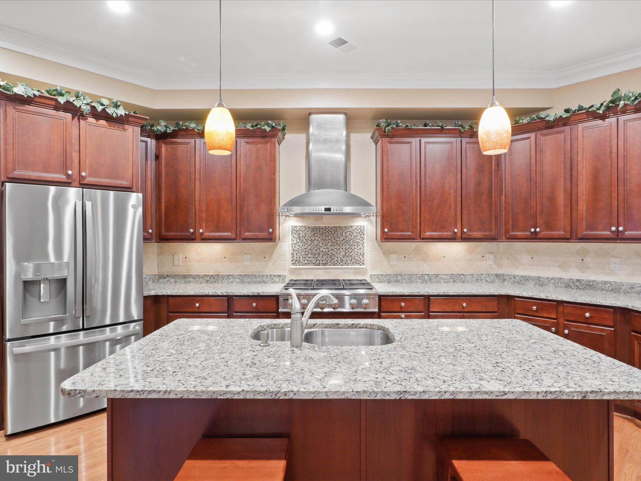 POPLAR TREE - Residential