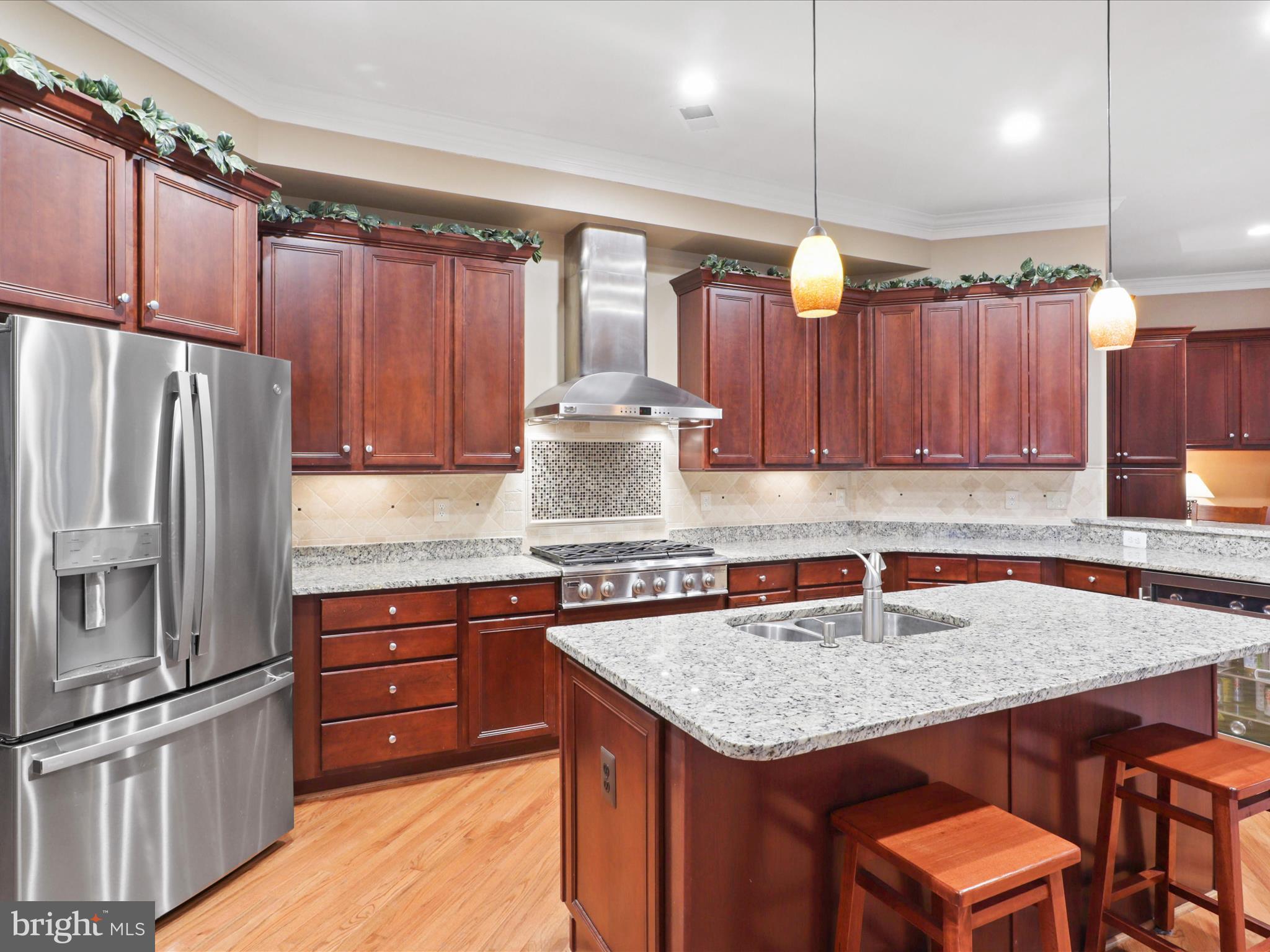 POPLAR TREE - Residential