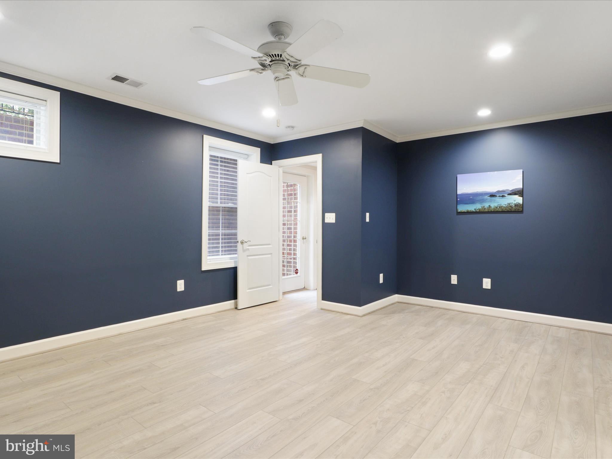 POPLAR TREE - Residential