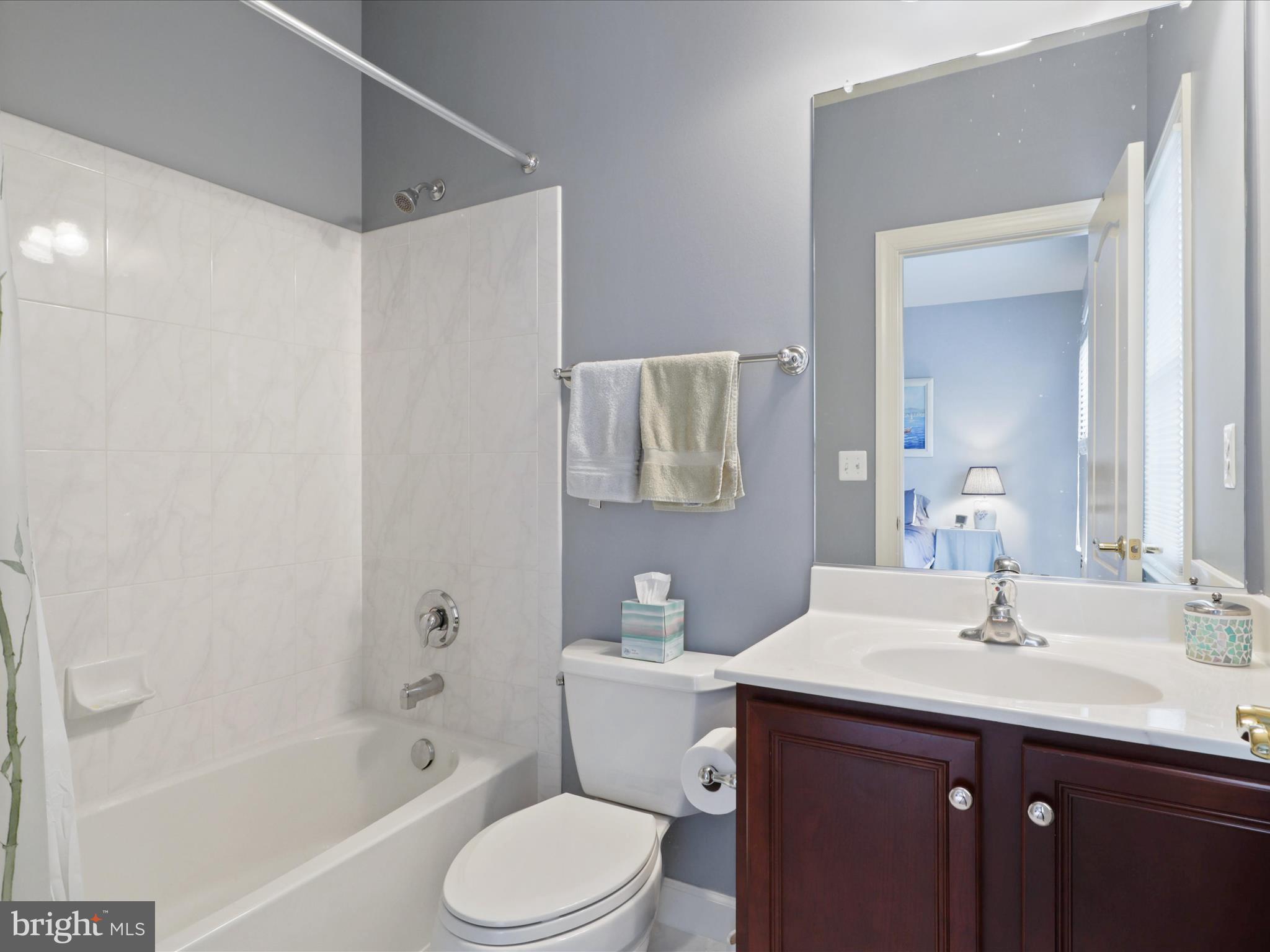 POPLAR TREE - Residential