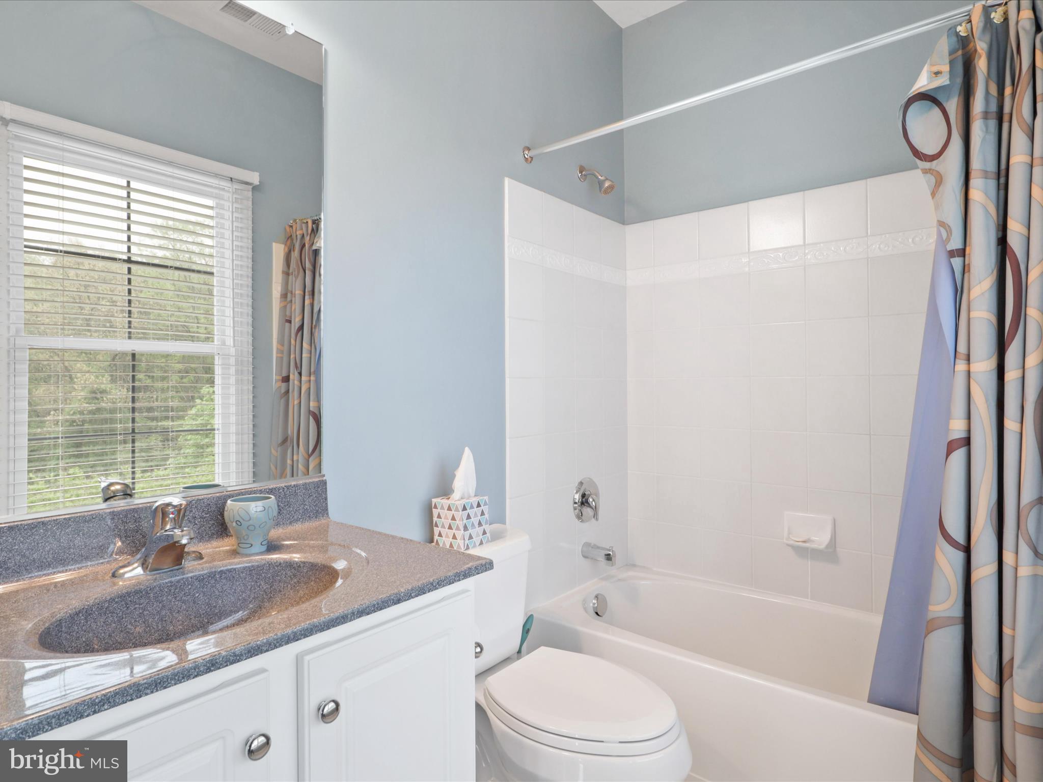 POPLAR TREE - Residential