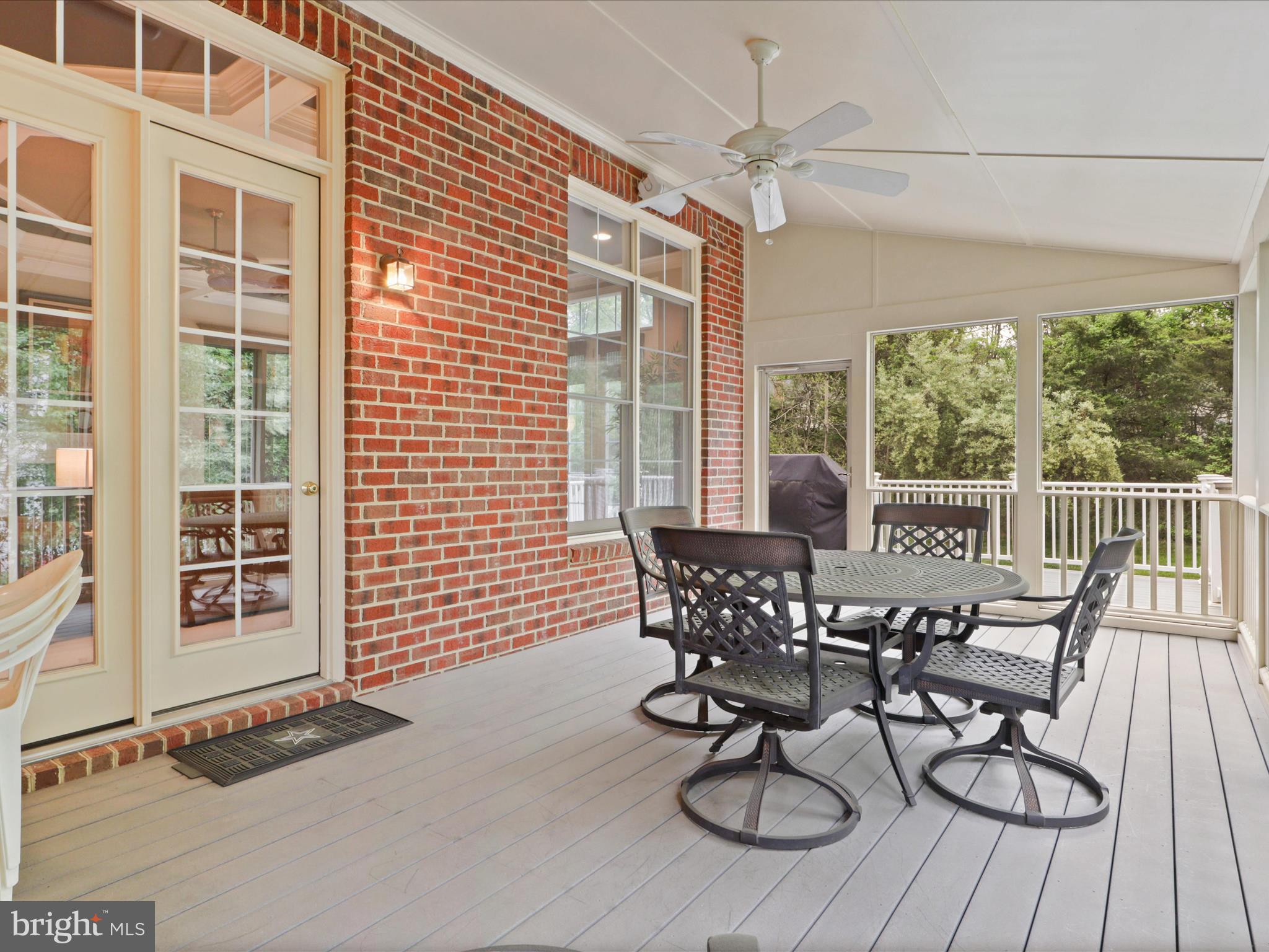 POPLAR TREE - Residential