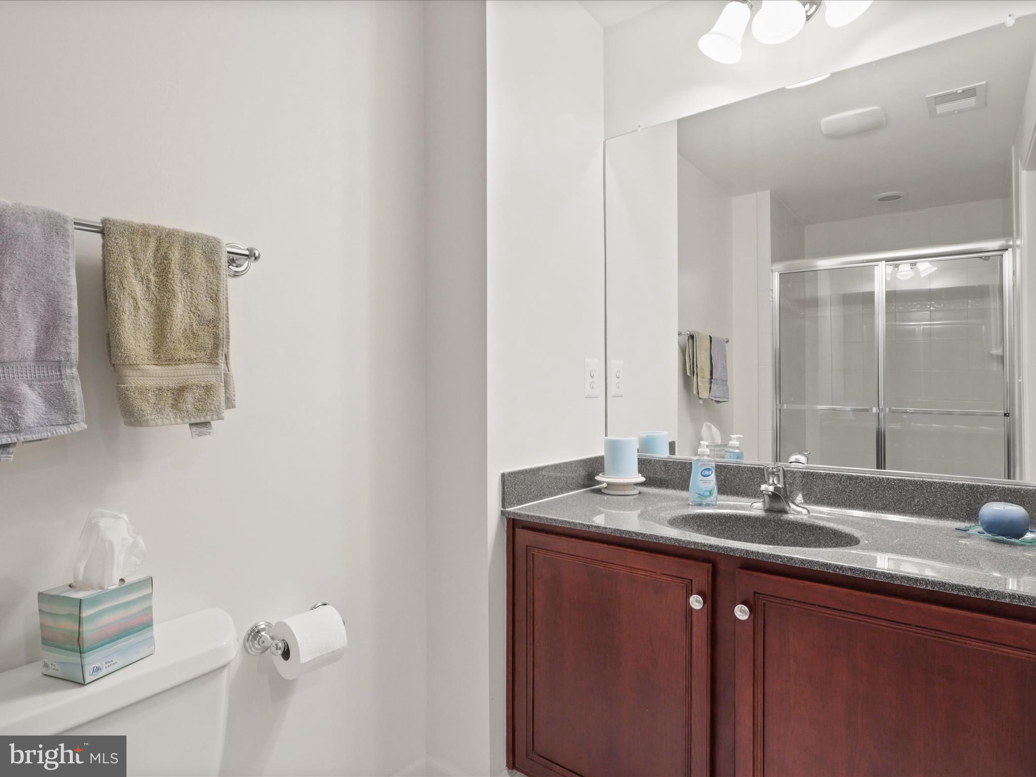 POPLAR TREE - Residential