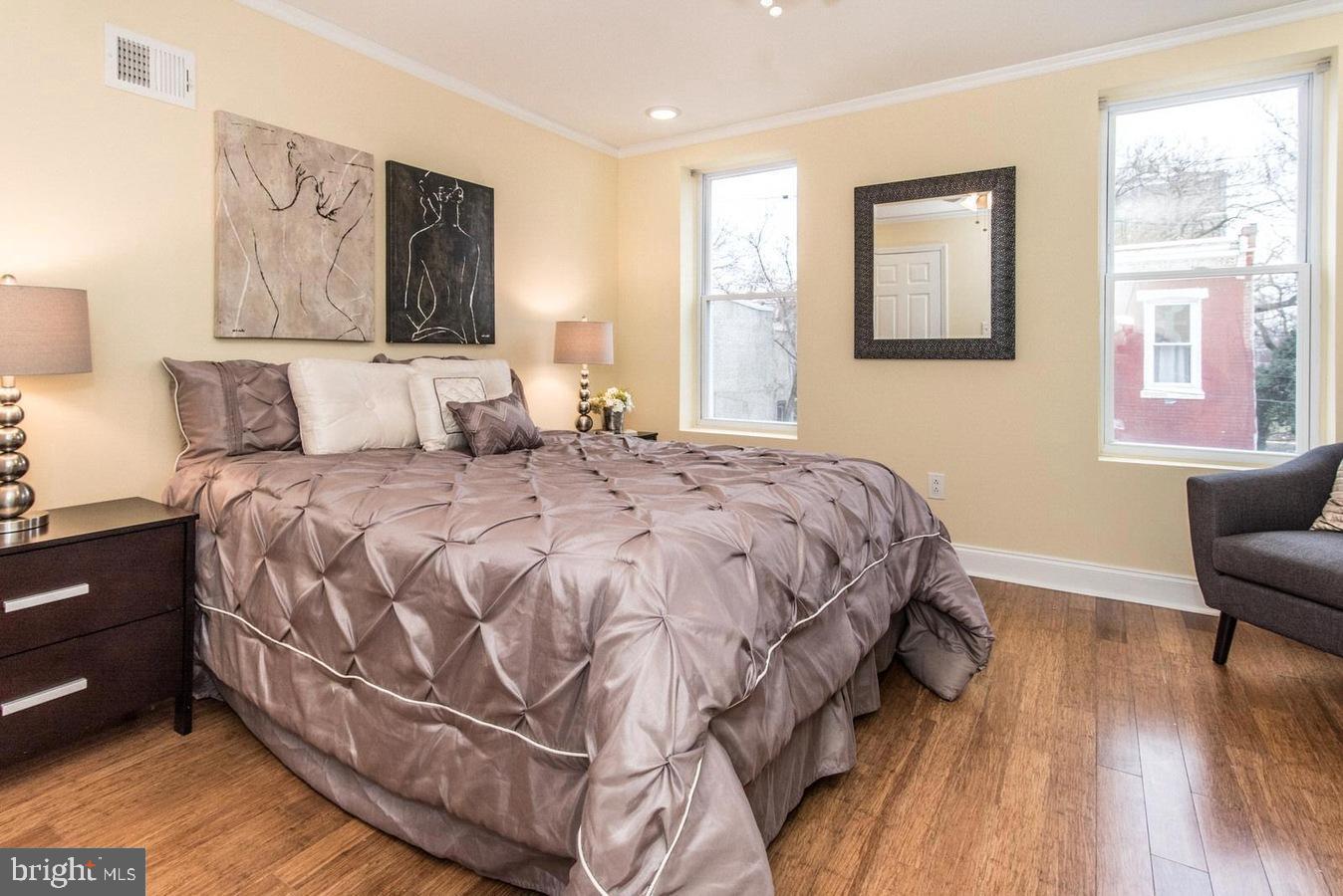 SHARSWOOD - Residential