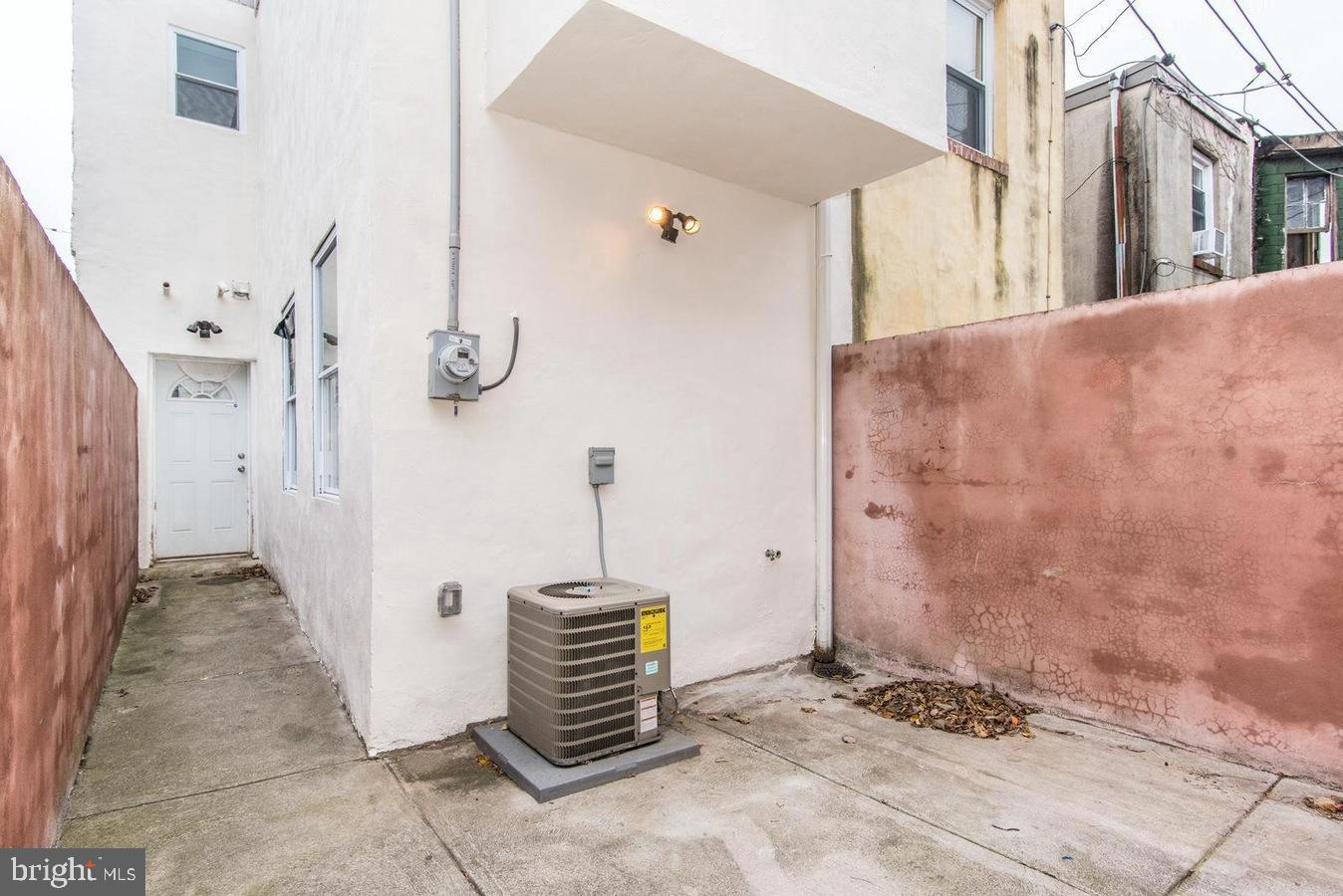 SHARSWOOD - Residential