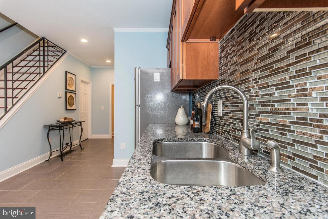 SHARSWOOD - Residential