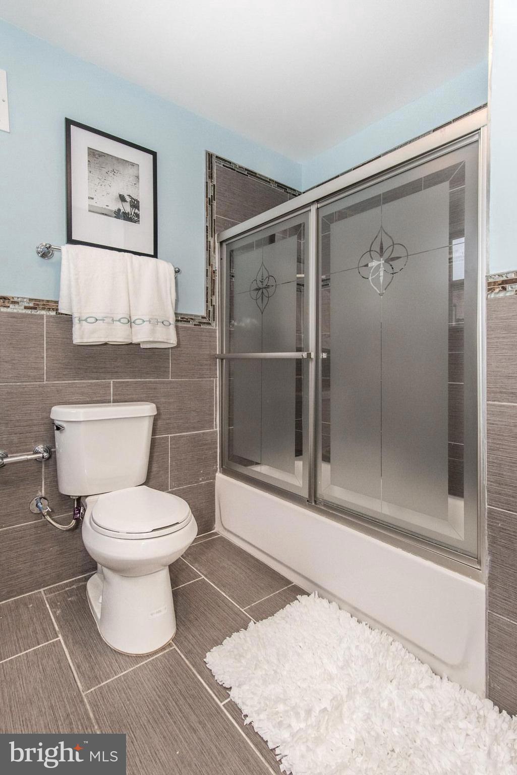 SHARSWOOD - Residential