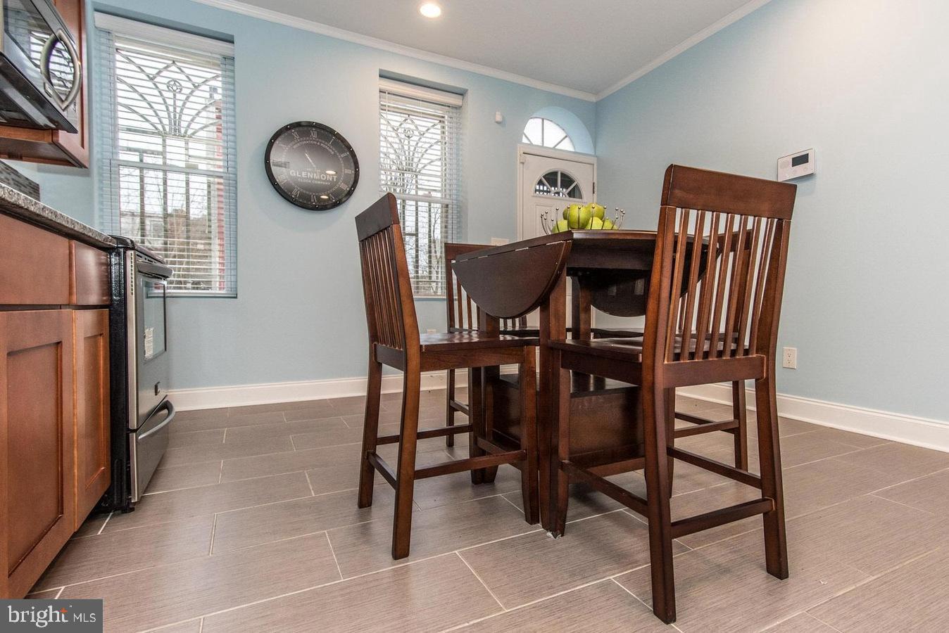 SHARSWOOD - Residential