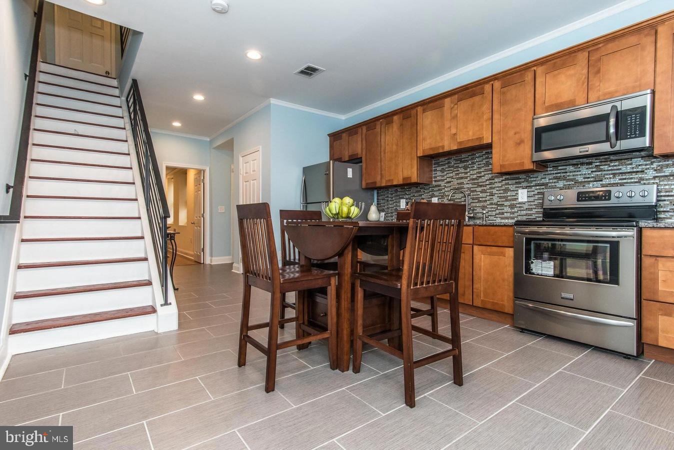 SHARSWOOD - Residential