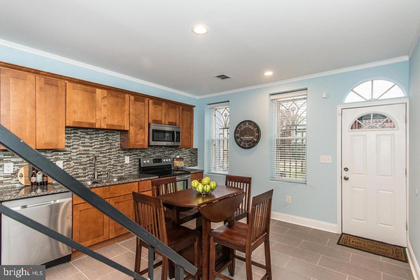 SHARSWOOD - Residential