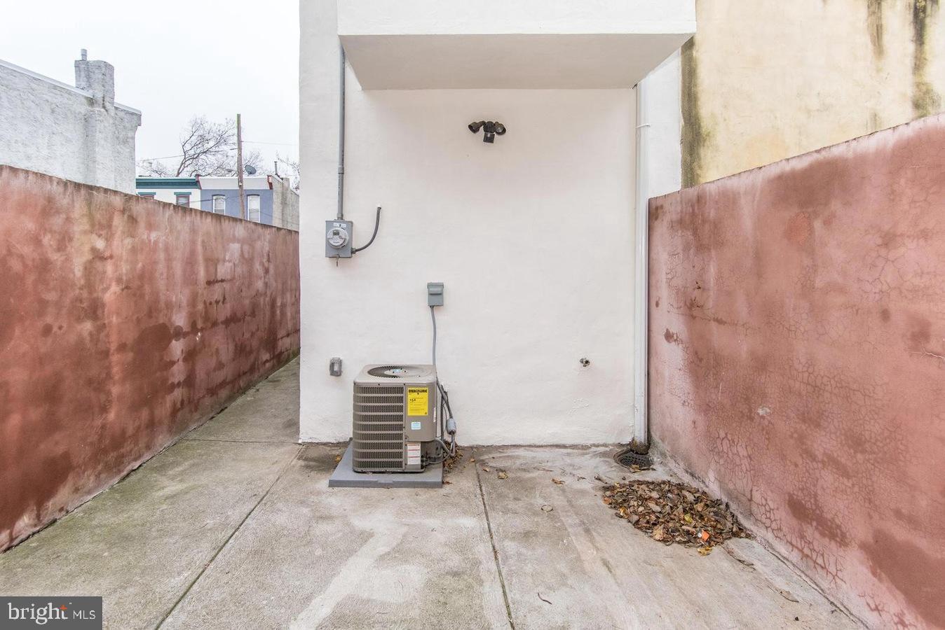 SHARSWOOD - Residential