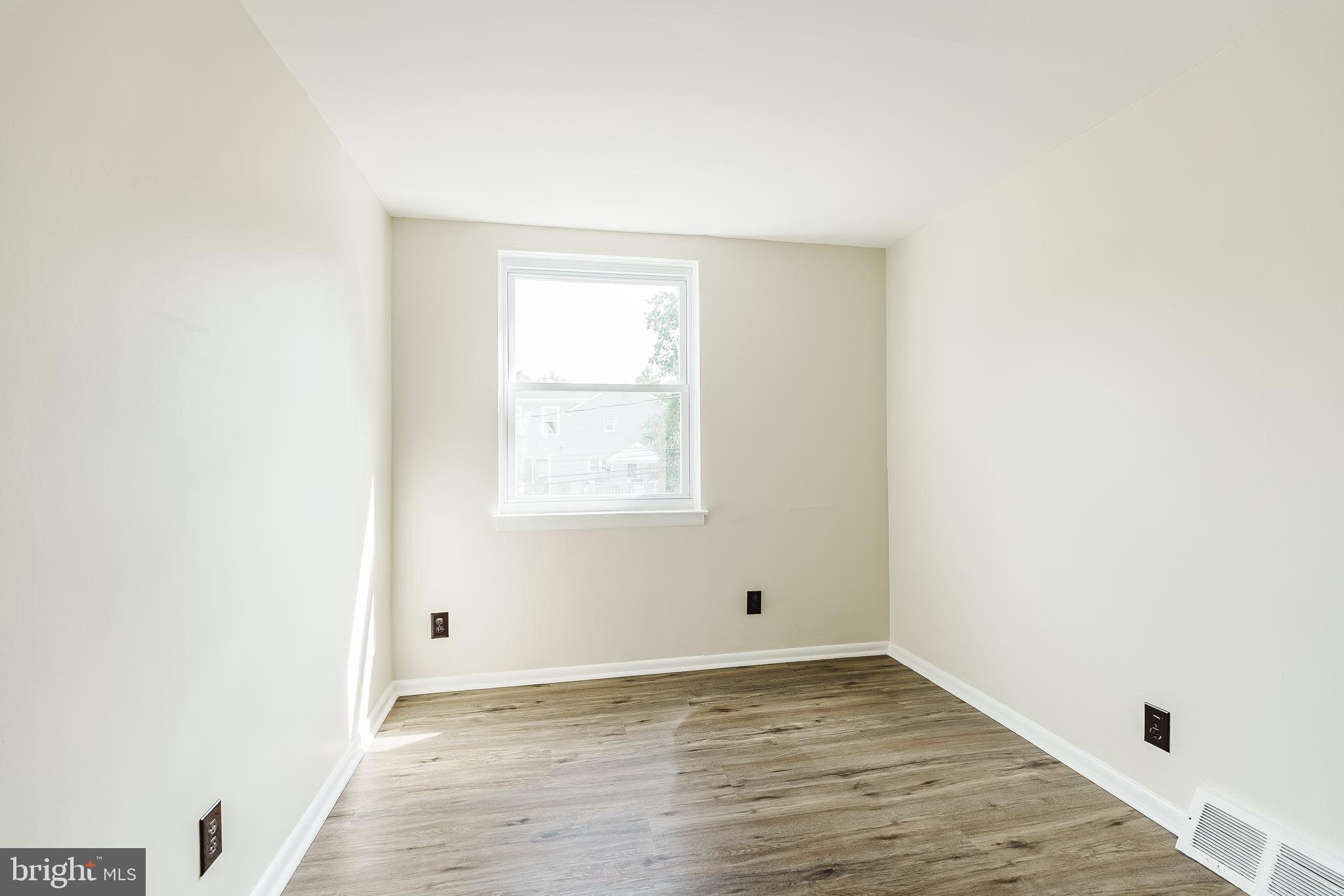 ORELAND - Residential Lease