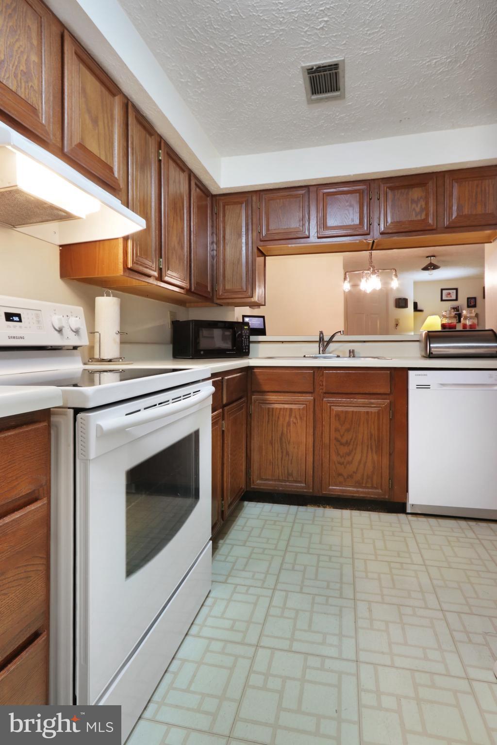 DAMASCUS GARDENS - Residential
