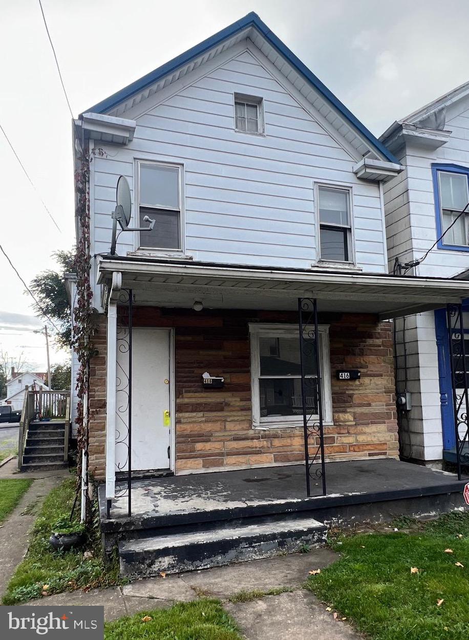 “Winchester Duplex” - Looking for a project that has double rental income potential? This is the one for you! This duplex needs just a little TLC to restore its condition back to a high functioning producing property. The first level offers front and rear entrances, a living space, a bedroom, a kitchen, a bathroom, and a mud room. The second level offers a separate side door access, 2 bedrooms, a bathroom, and a kitchen. Use your imagination of what you can do with this property! The backyard is adjacent to an alley for parking. Come see for yourself and make it yours today!