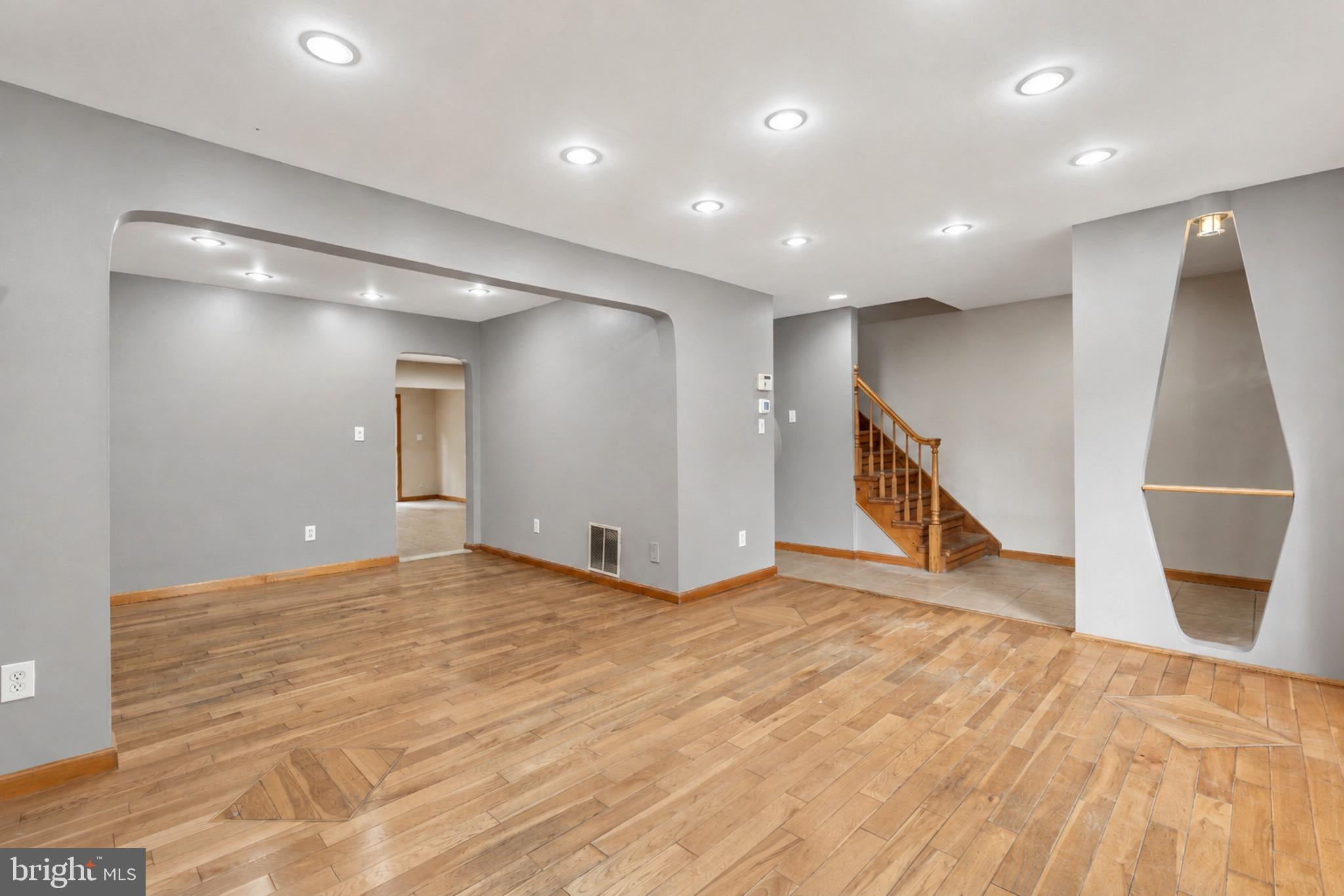 520 MADISON