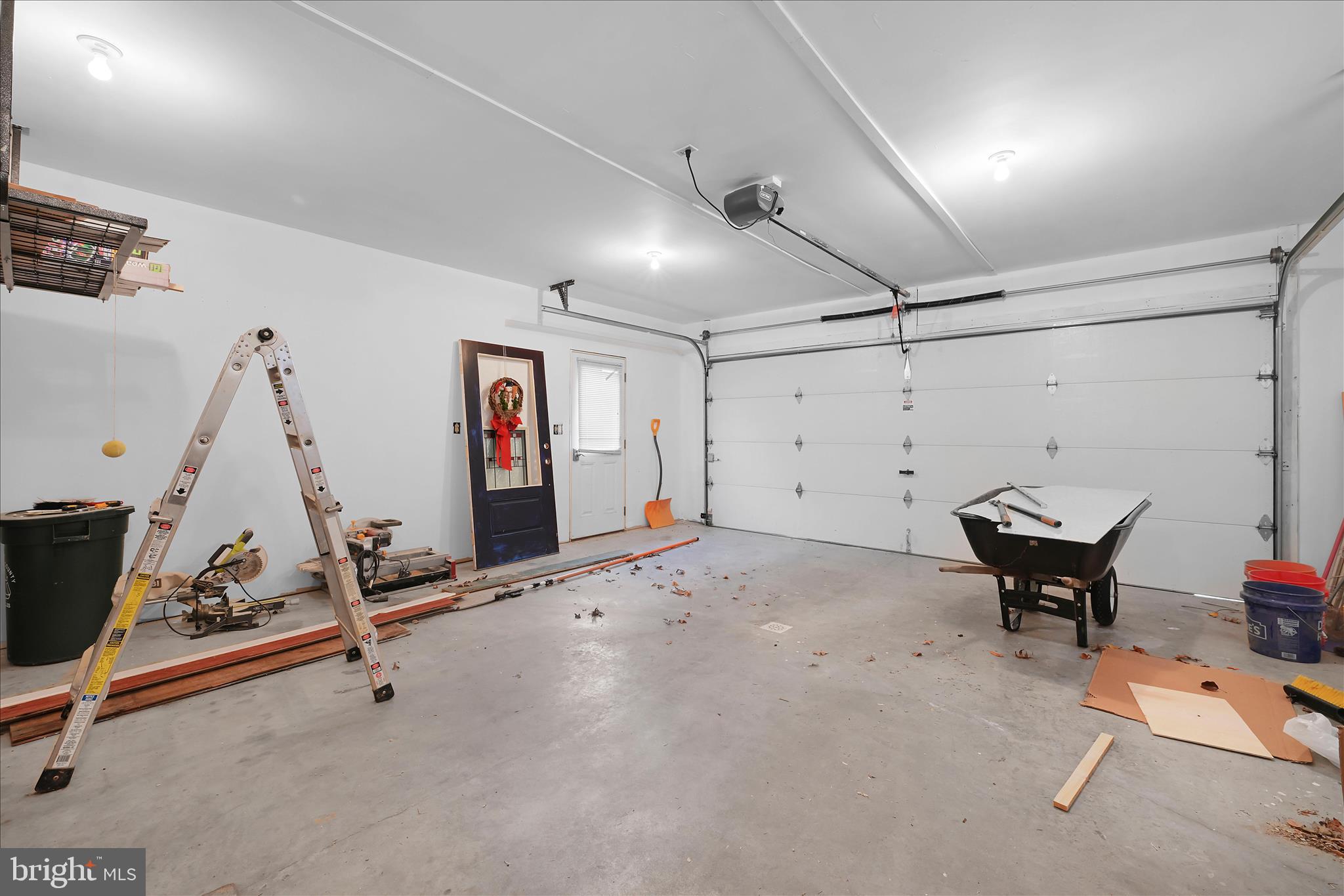 NEWBURG VILLAGE - Residential