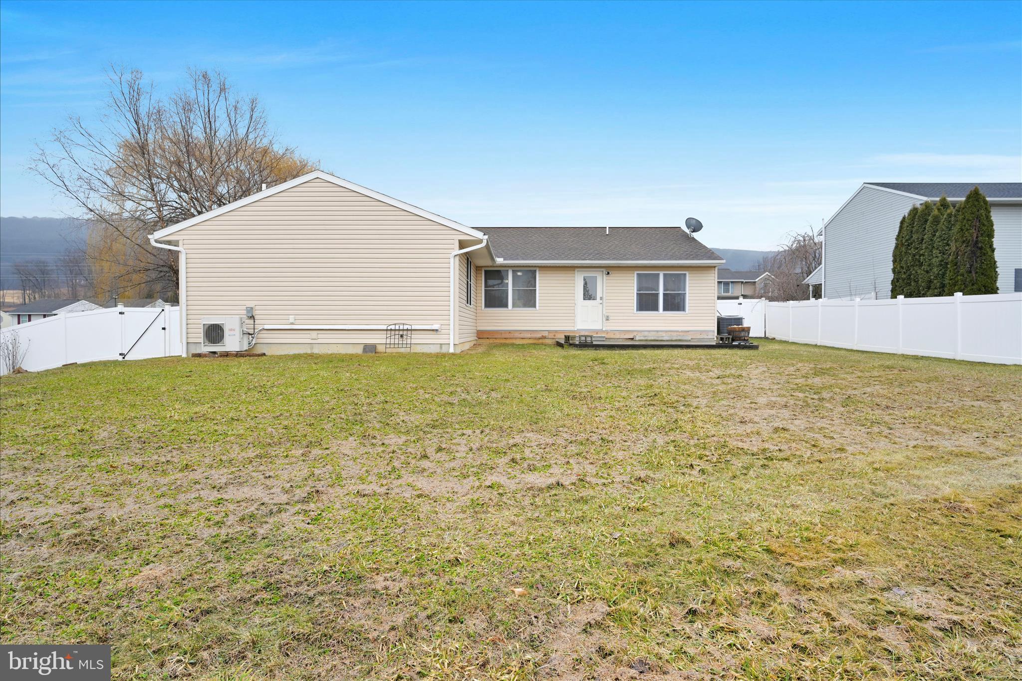 NEWBURG VILLAGE - Residential