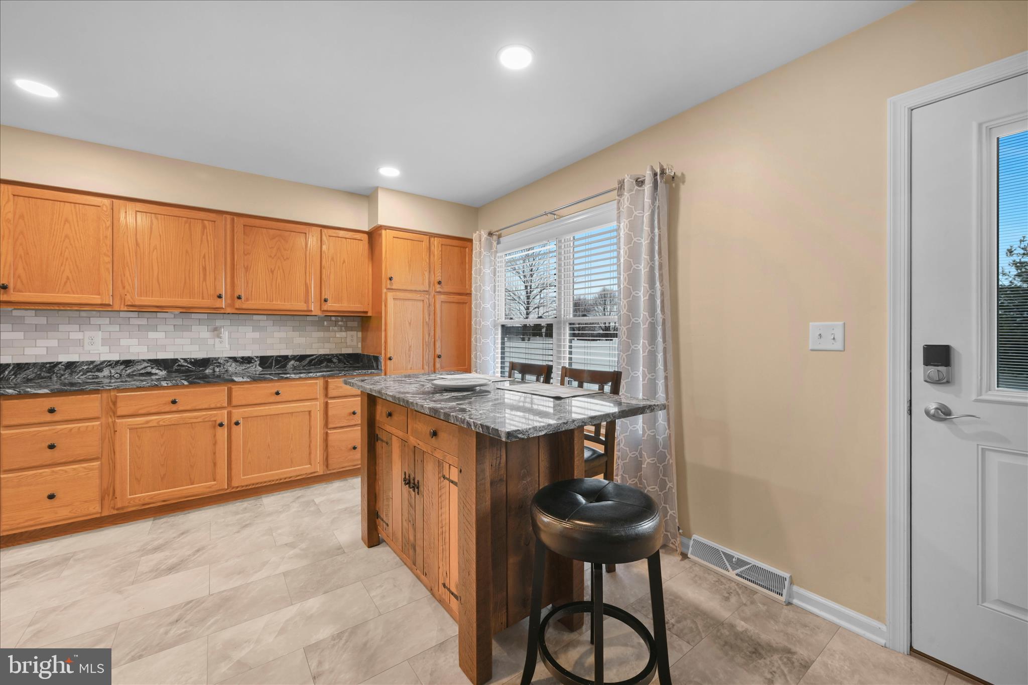 NEWBURG VILLAGE - Residential