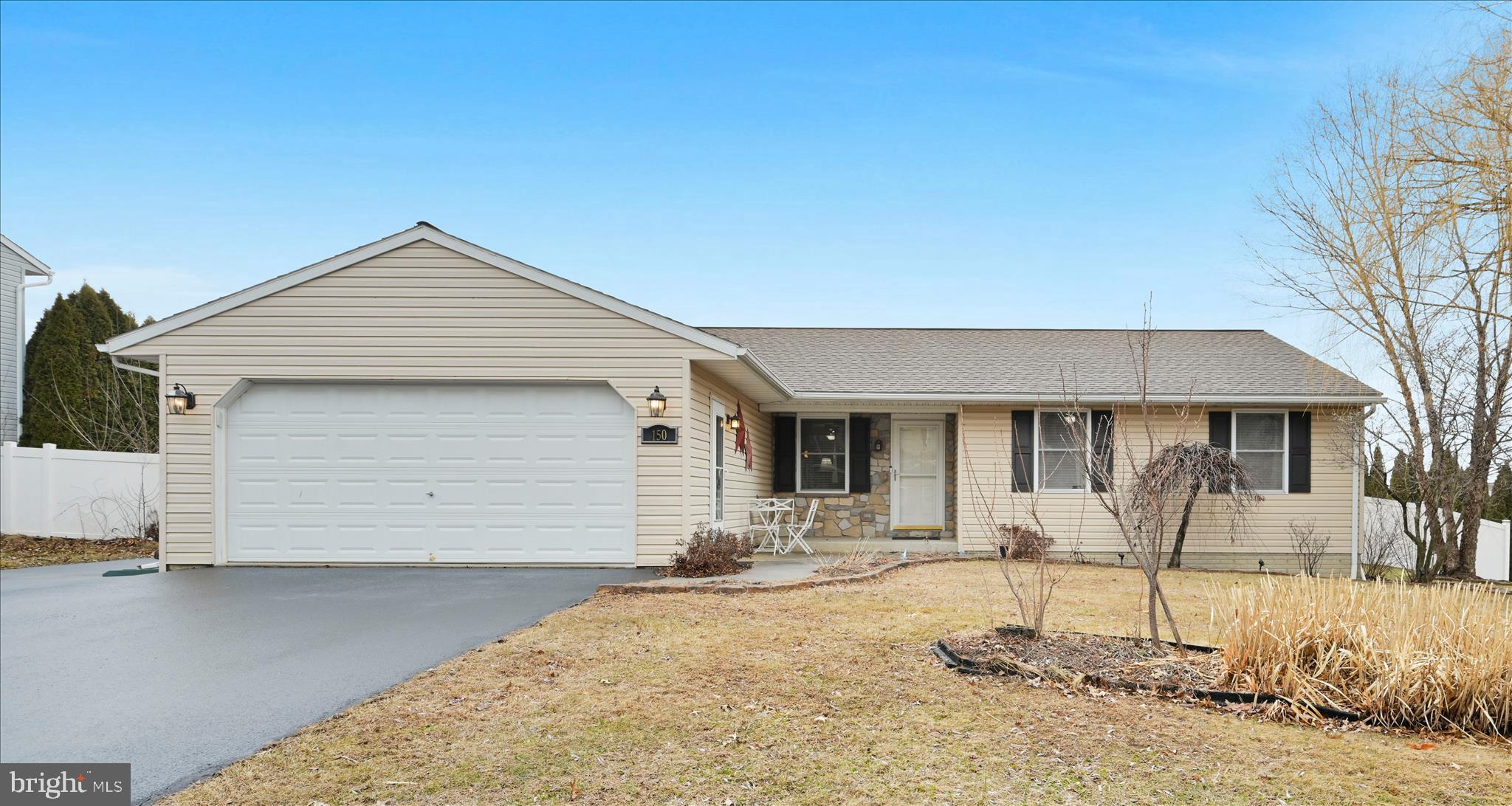 NEWBURG VILLAGE - Residential