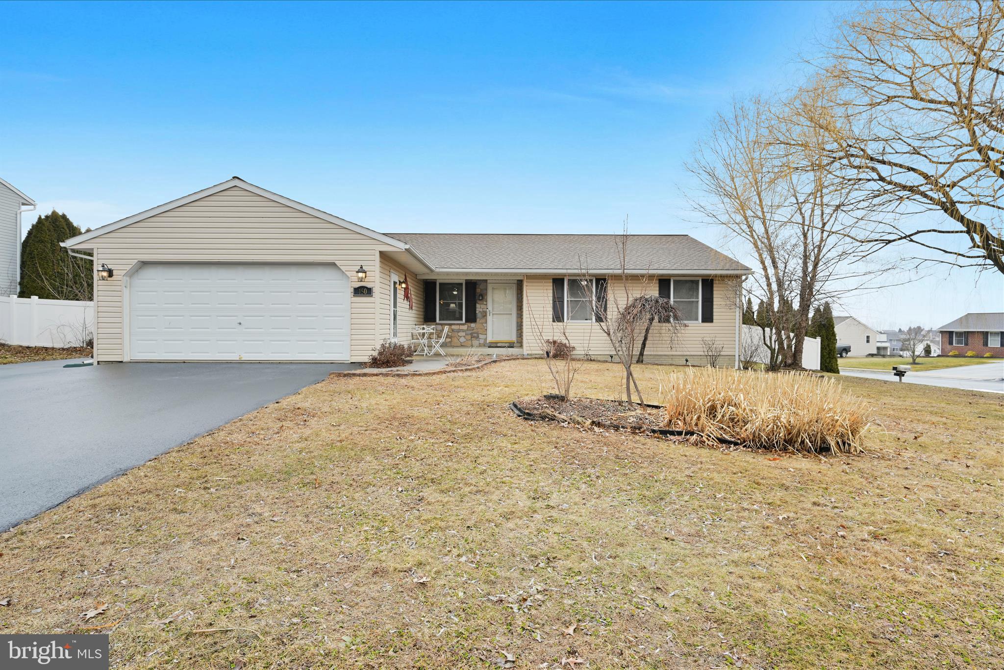 NEWBURG VILLAGE - Residential