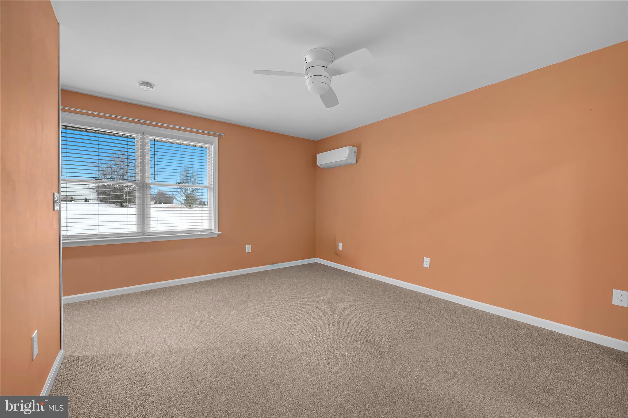 NEWBURG VILLAGE - Residential