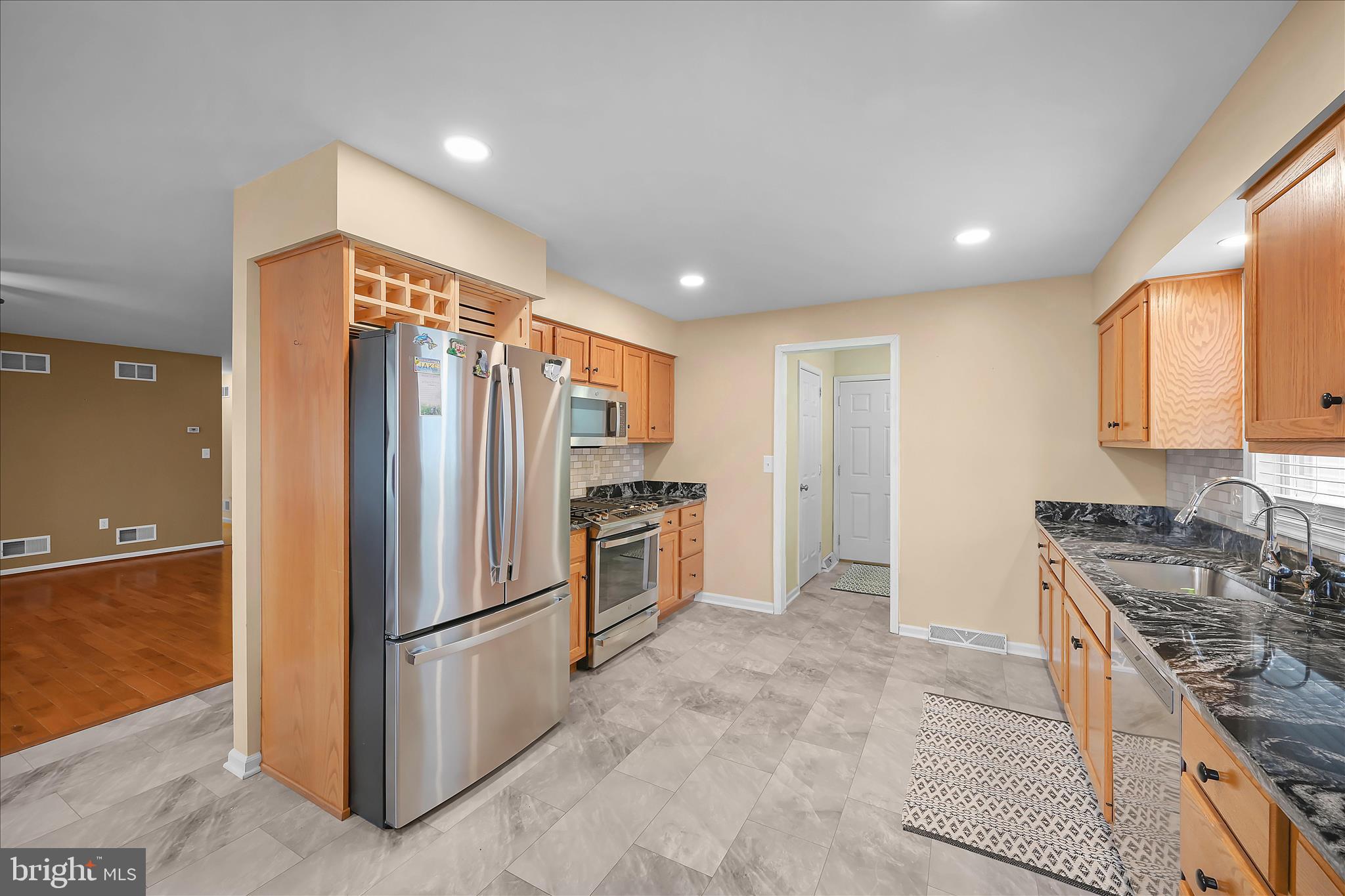 NEWBURG VILLAGE - Residential