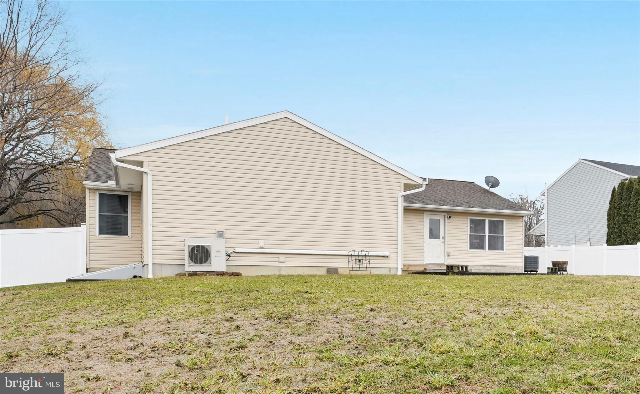 NEWBURG VILLAGE - Residential