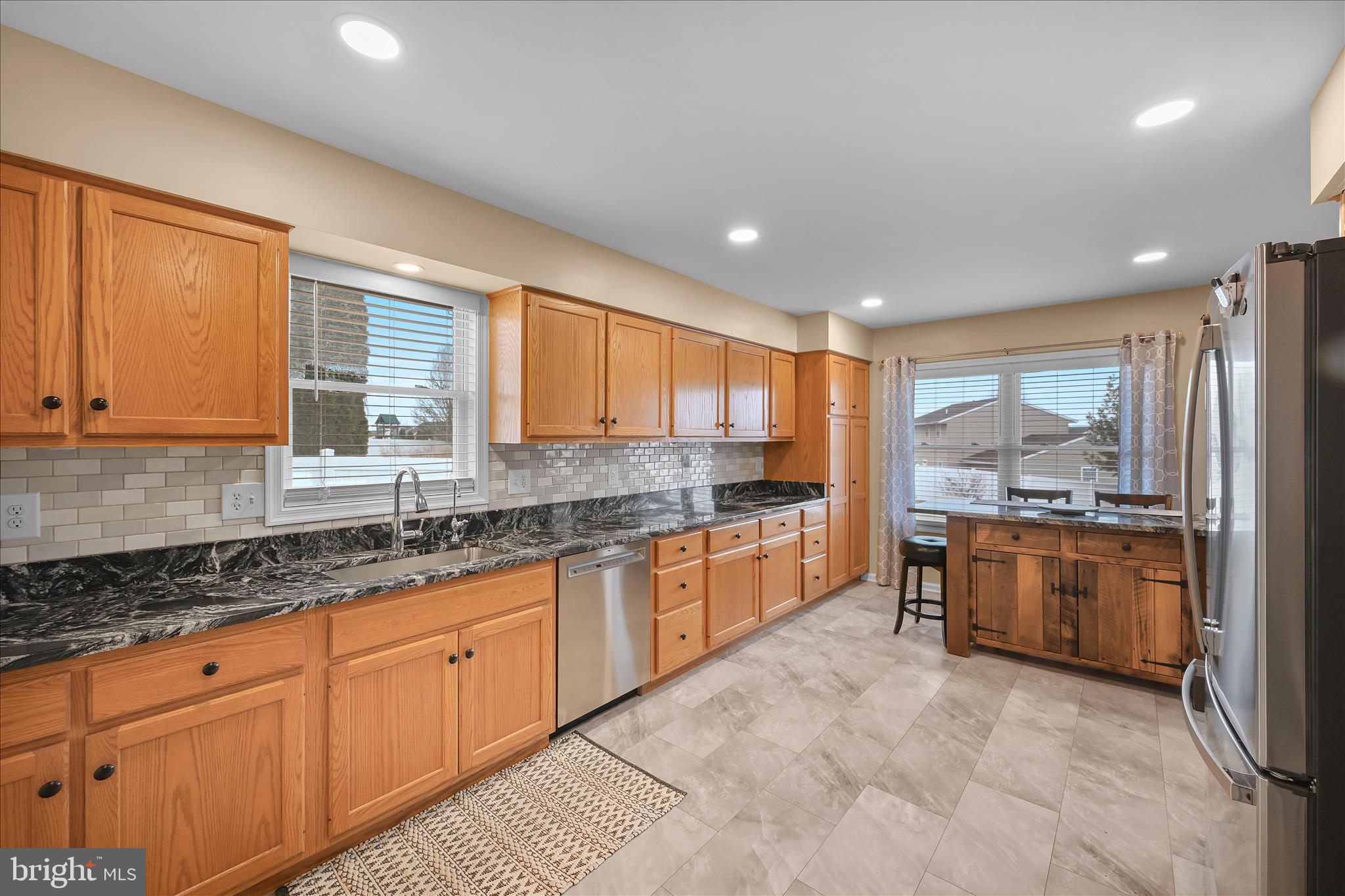 NEWBURG VILLAGE - Residential